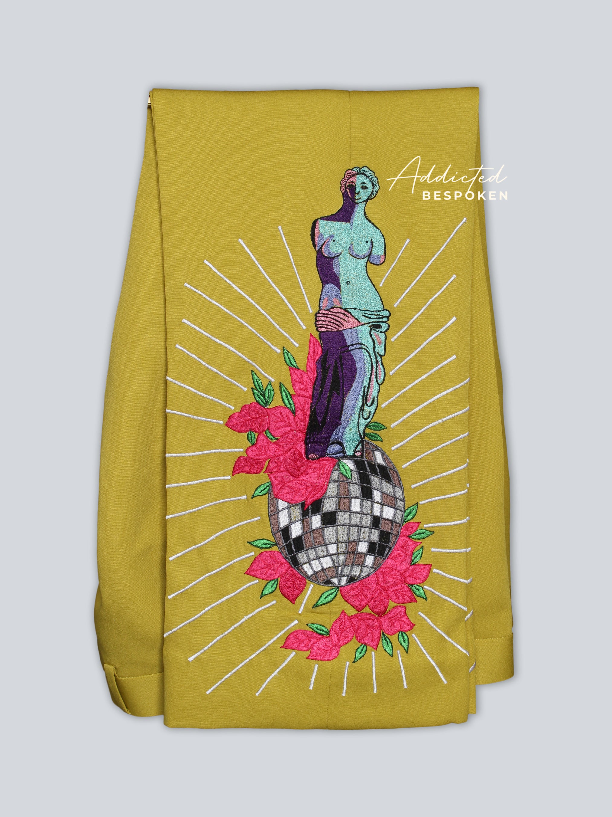 Western Suit, Embroidered Western Suits, Bespoke Wedding Suits, Wedding Men suits, Modern Groom Attire.