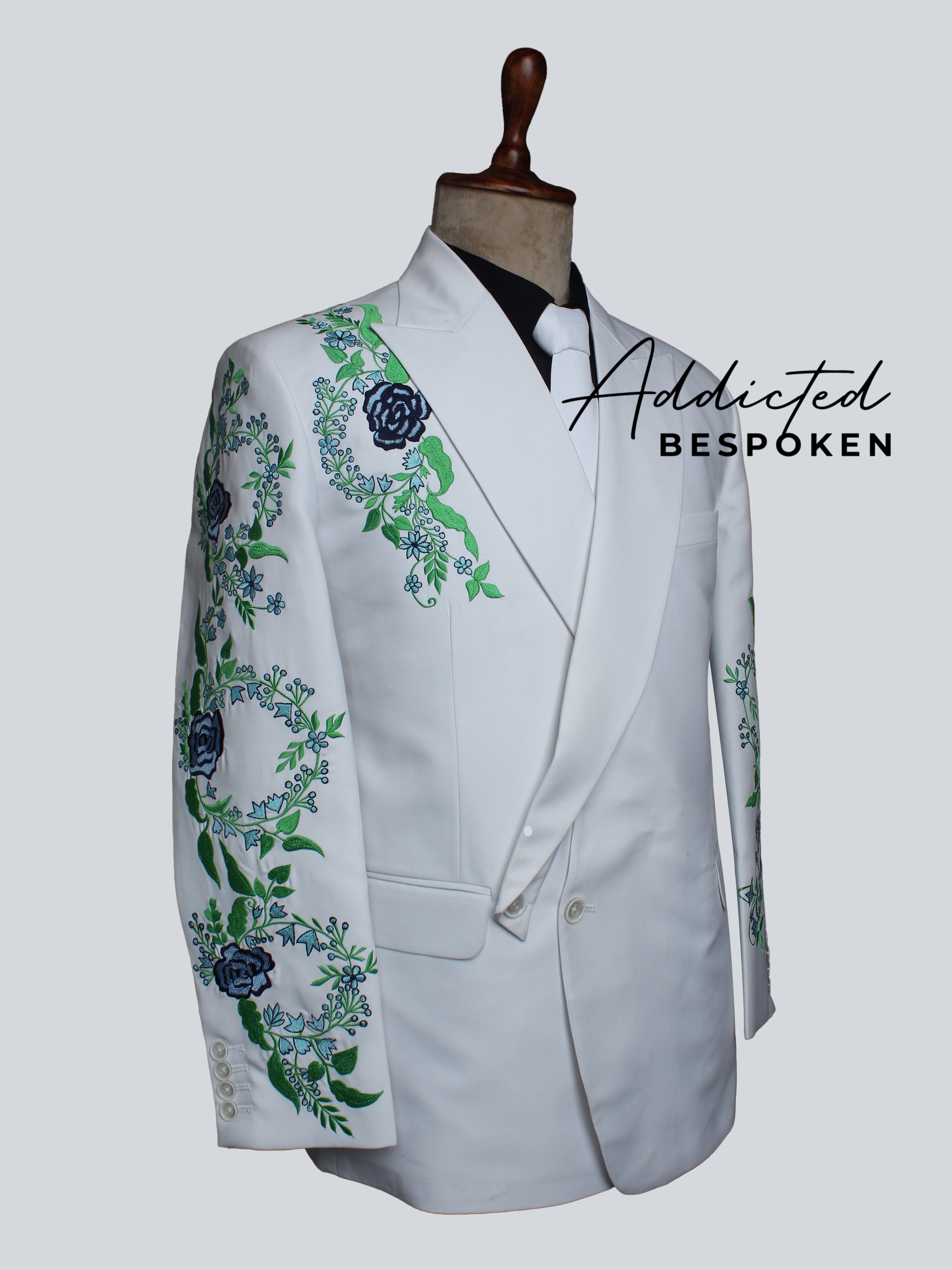 Western Suit, Embroidered Western Suits, Bespoke Wedding Suits, Wedding Men suits, Modern Groom Attire.