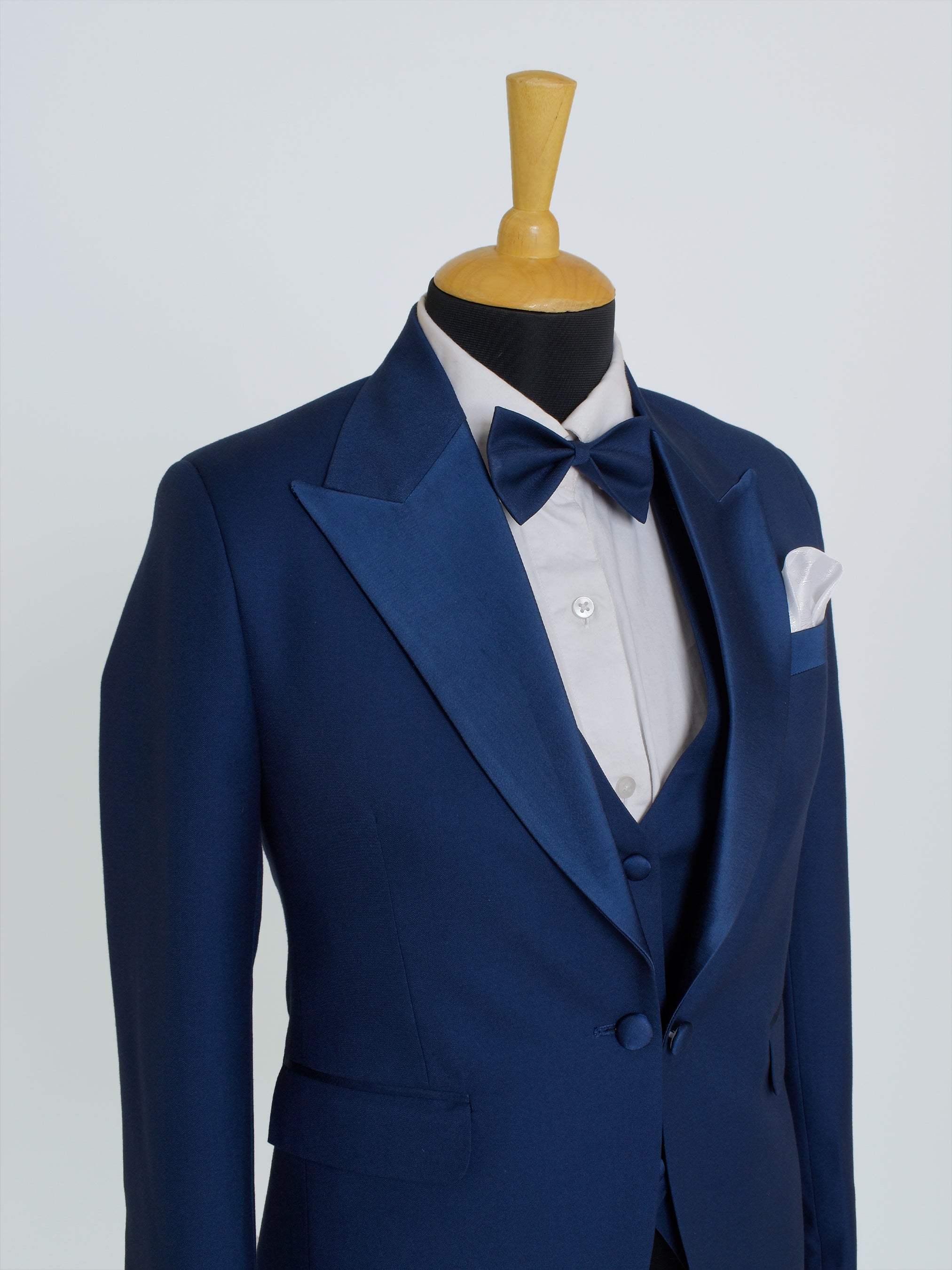 Midnight Tuxedo Suit Addicted Bespoken