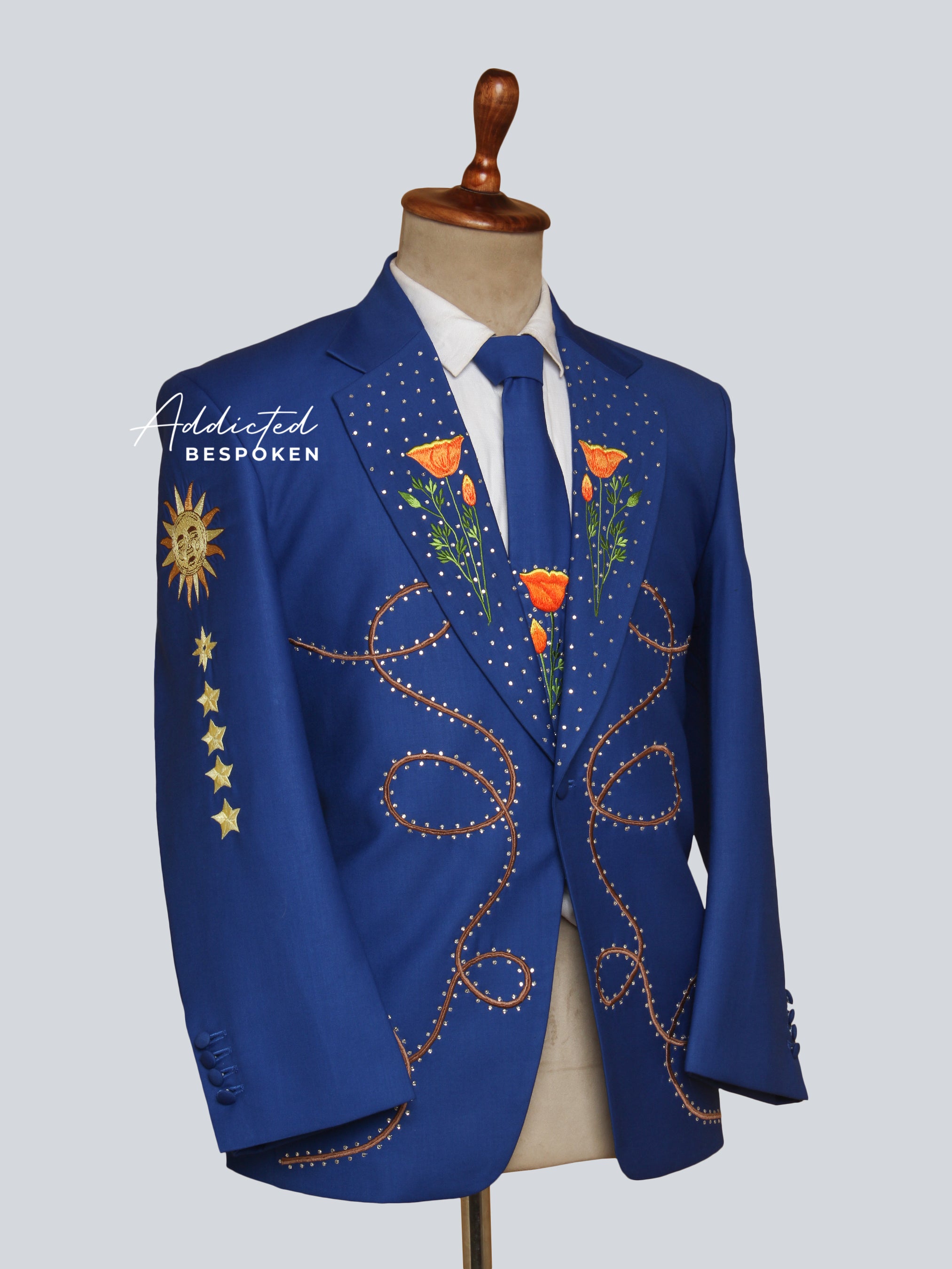 Western Suit, Embroidered Western Suits, Bespoke Wedding Suits, Wedding Men suits, Modern Groom Attire.