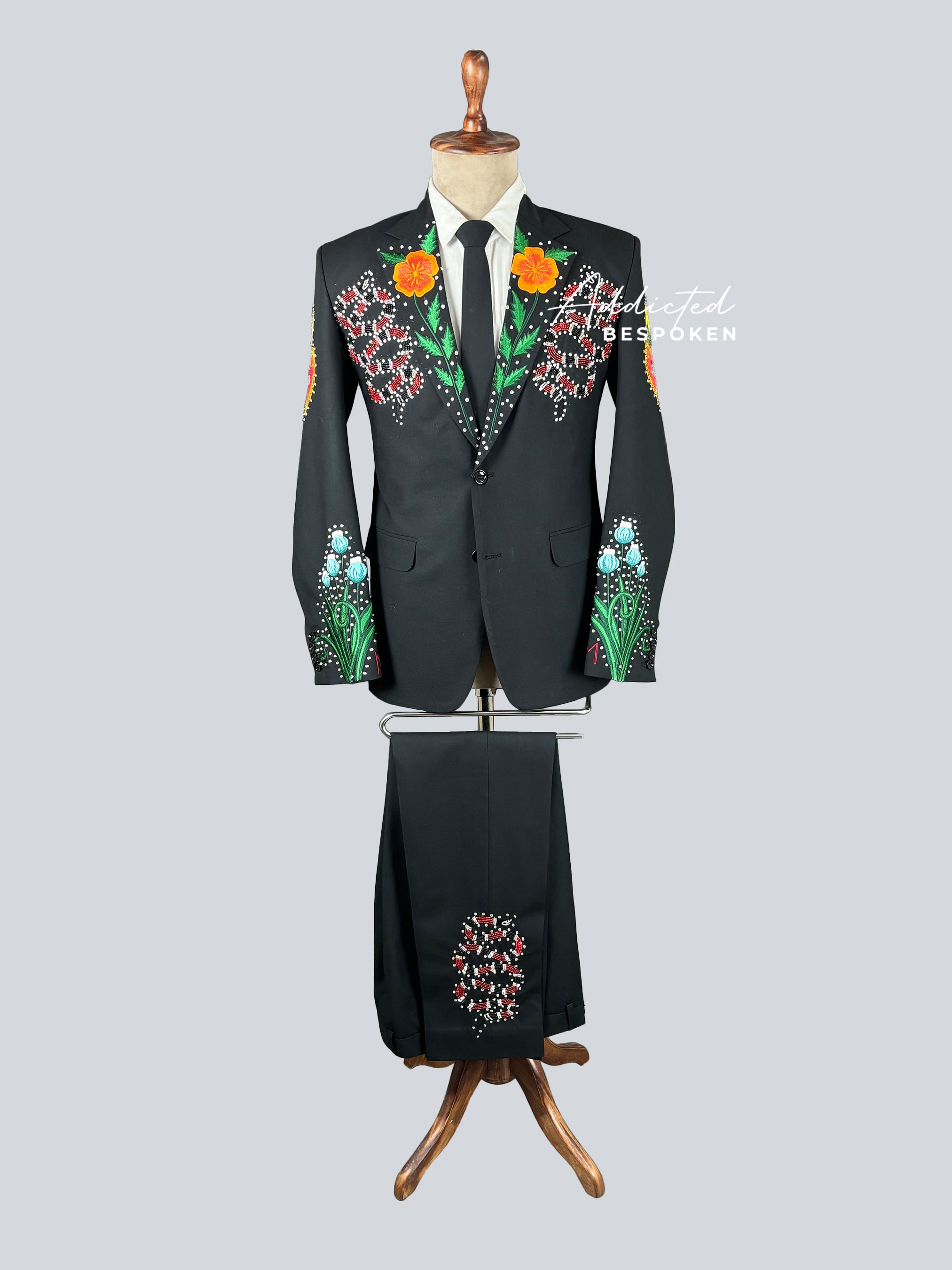 Western Suit, Embroidered Western Suits, Bespoke Wedding Suits, Wedding Men suits, Modern Groom Attire.