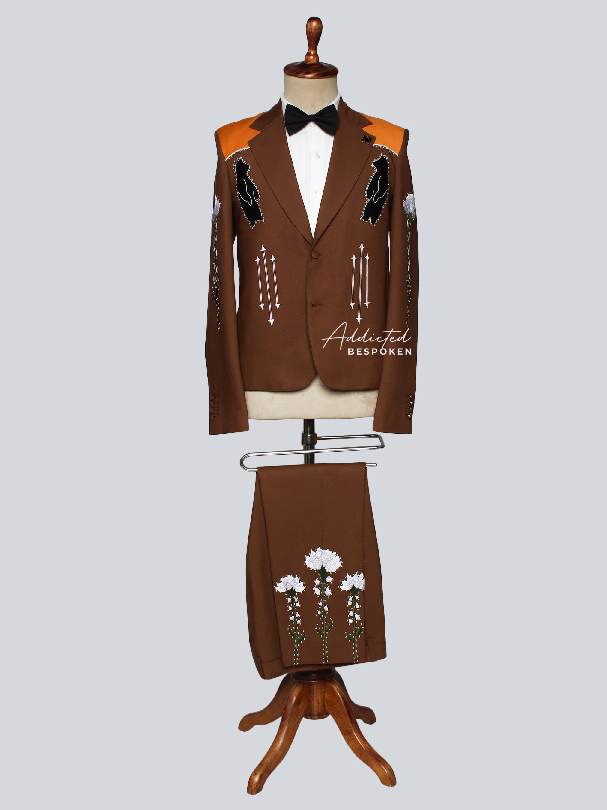 Western Suit, Embroidered Western Suits, Bespoke Wedding Suits, Wedding Men suits, Modern Groom Attire.