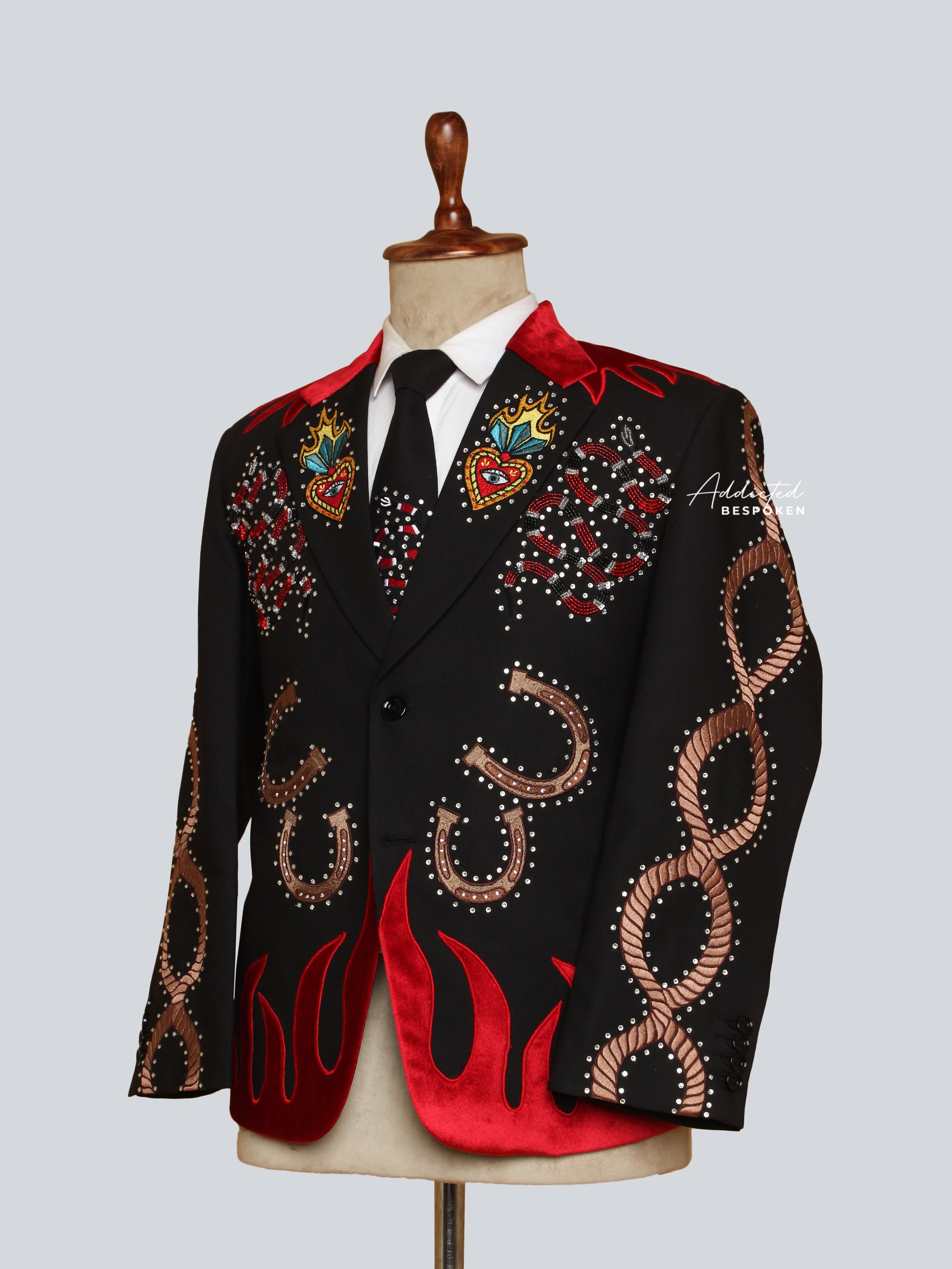 Western Suit, Embroidered Western Suits, Bespoke Wedding Suits, Wedding Men suits, Modern Groom Attire.