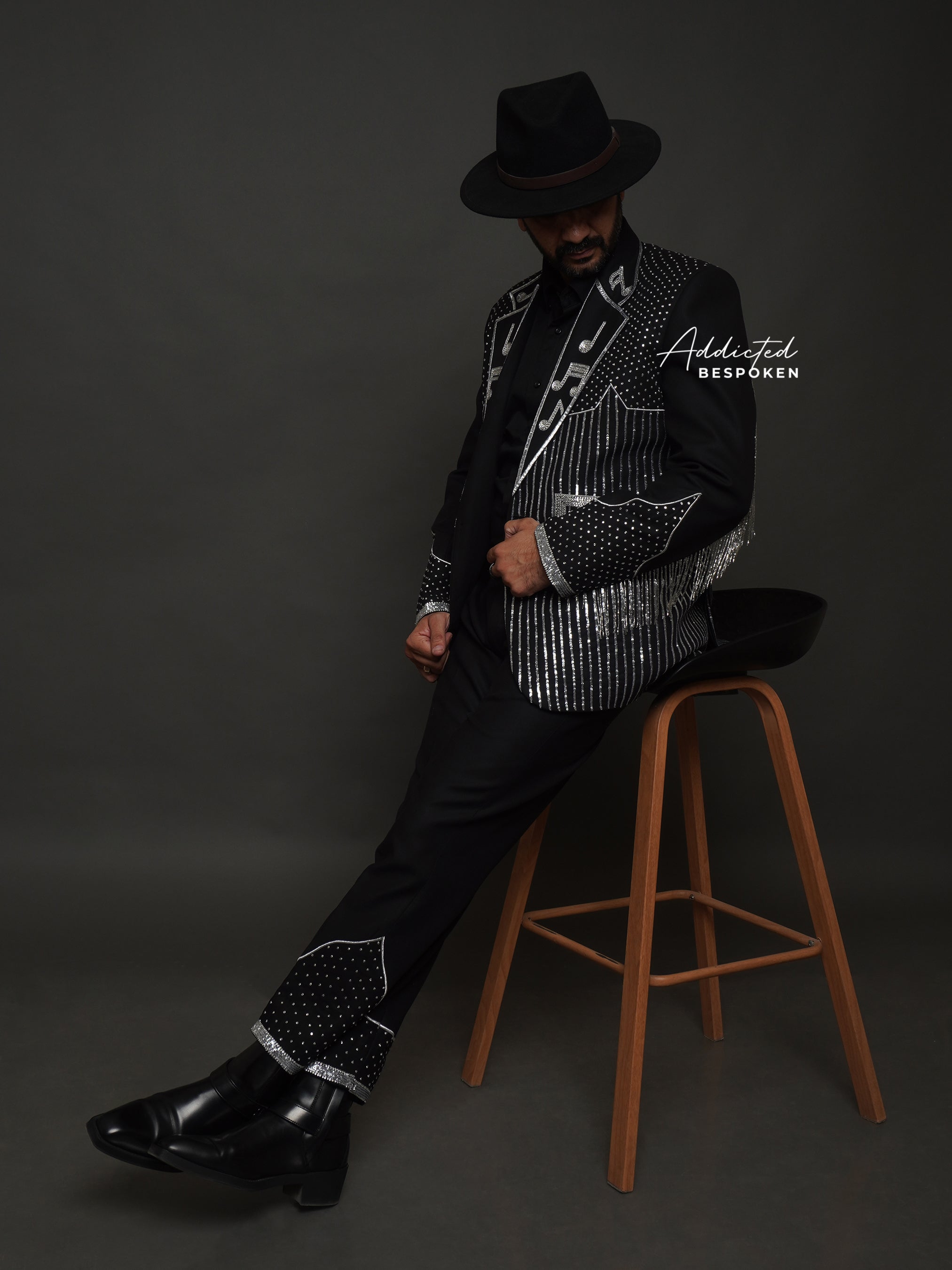 Moonlight Sparkle Strings Suit