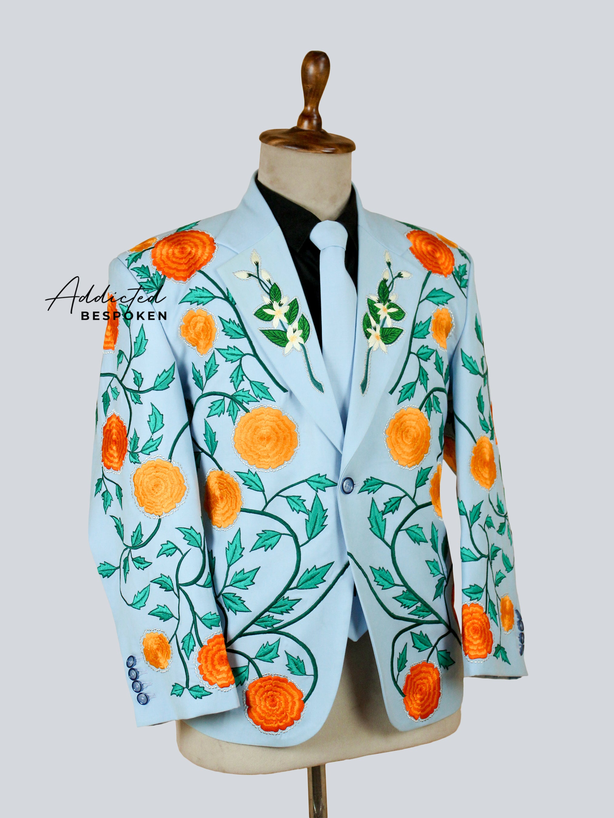 Western Suit, Embroidered Western Suits, Bespoke Wedding Suits, Wedding Men suits, Modern Groom Attire.
