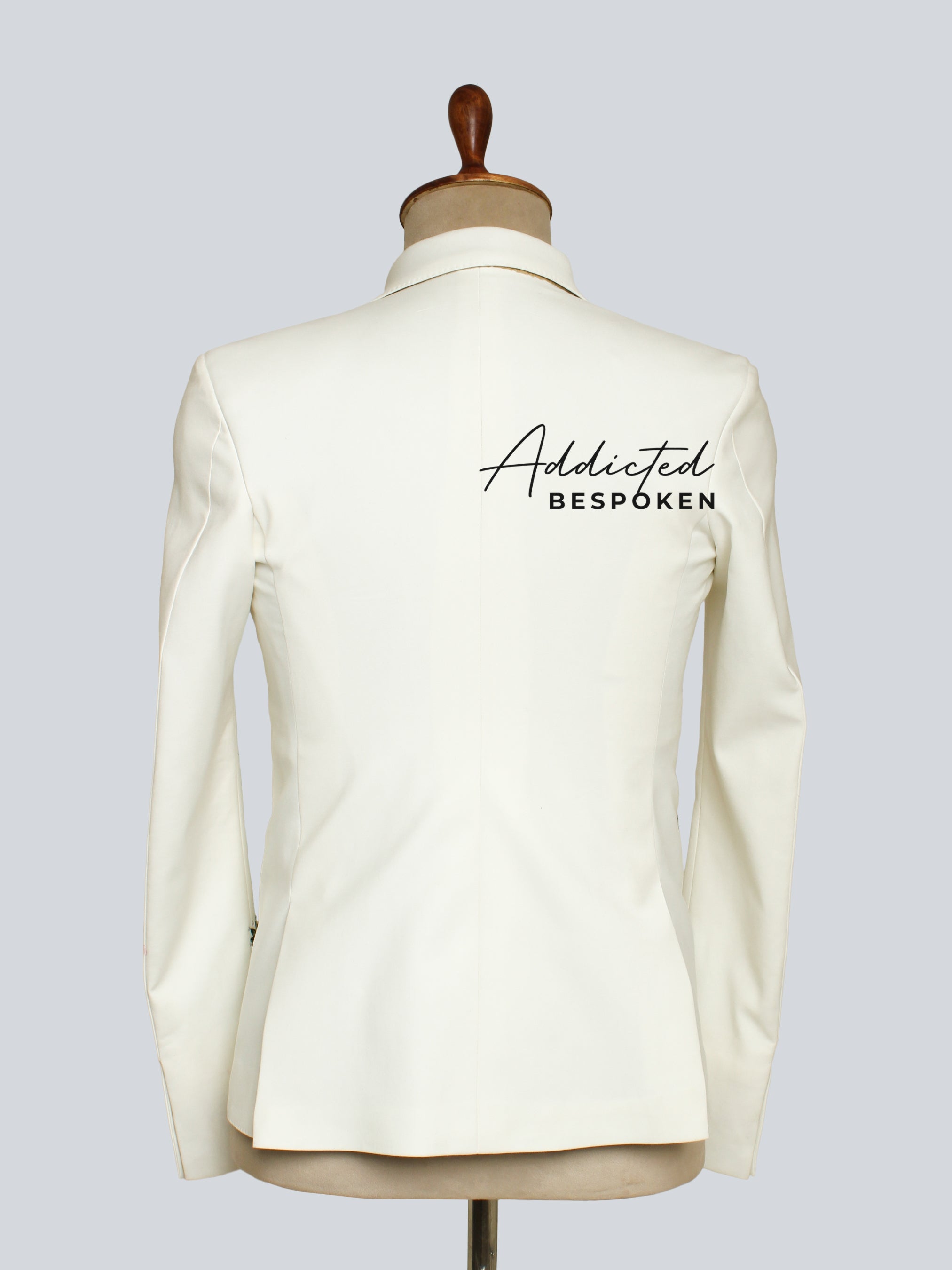 Western Suit, Embroidered Western Suits, Bespoke Wedding Suits, Wedding Men suits, Modern Groom Attire.