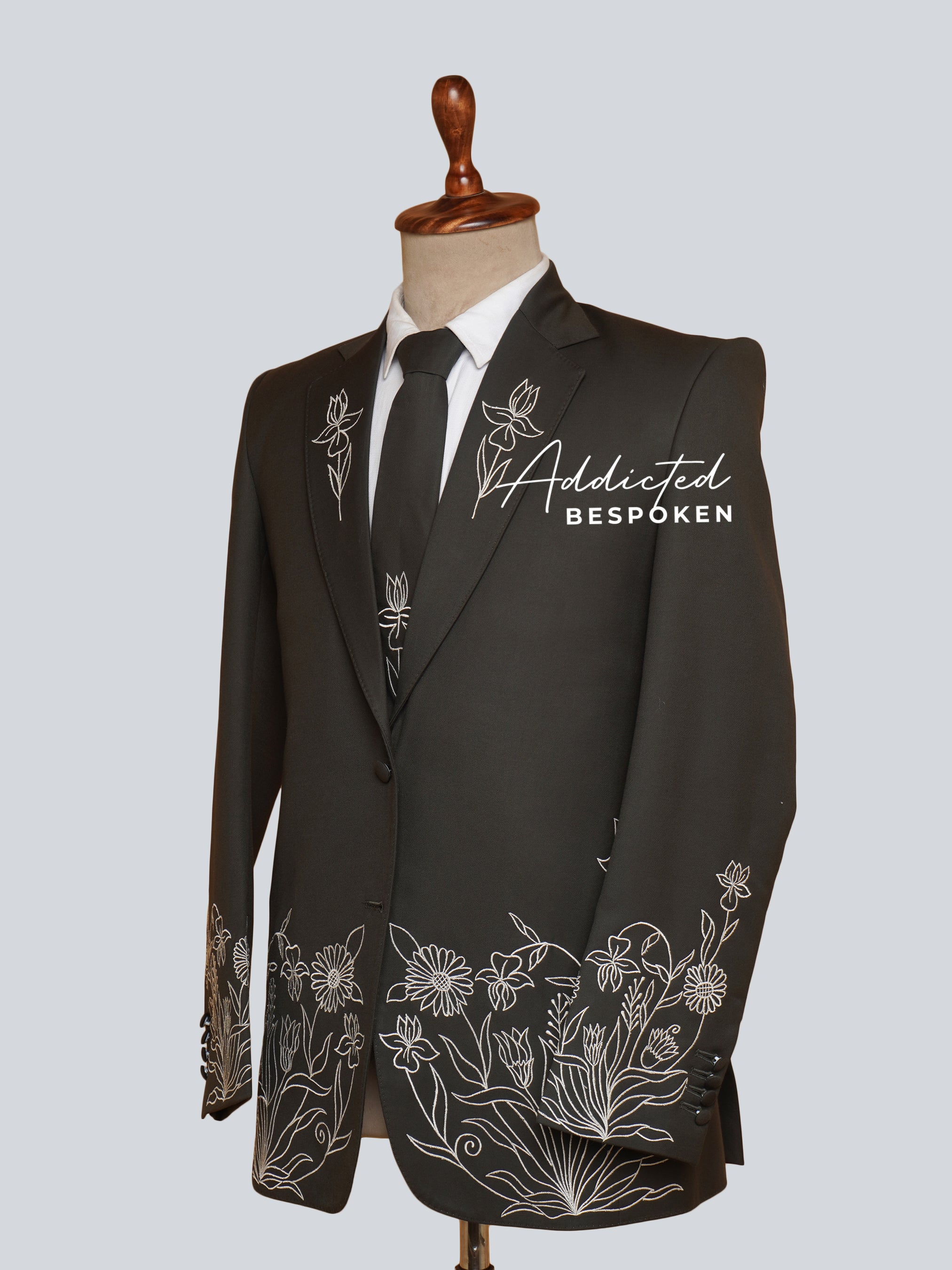 Western Suit, Embroidered Western Suits, Bespoke Wedding Suits, Wedding Men suits, Modern Groom Attire.