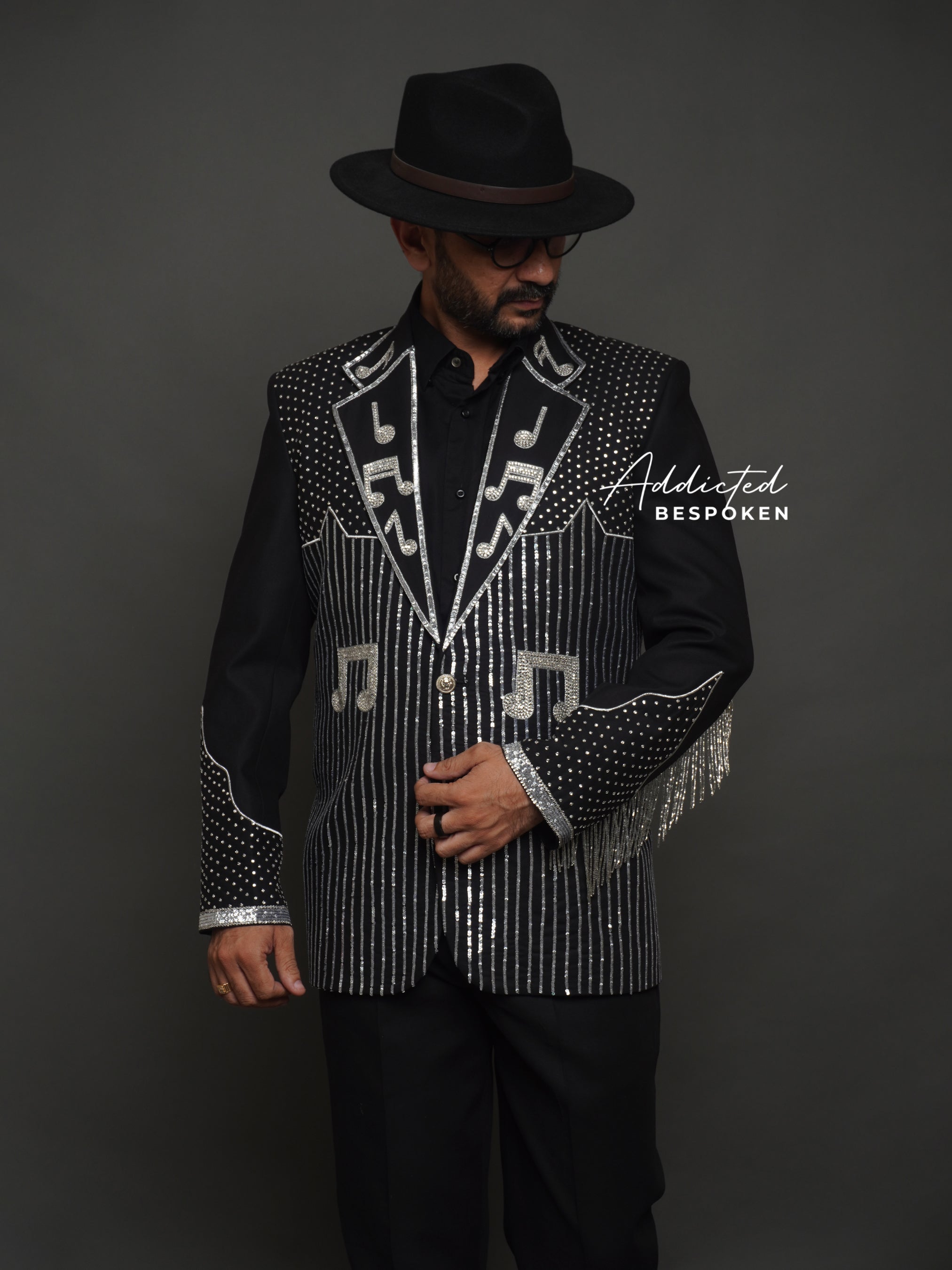 Moonlight Sparkle Strings Suit