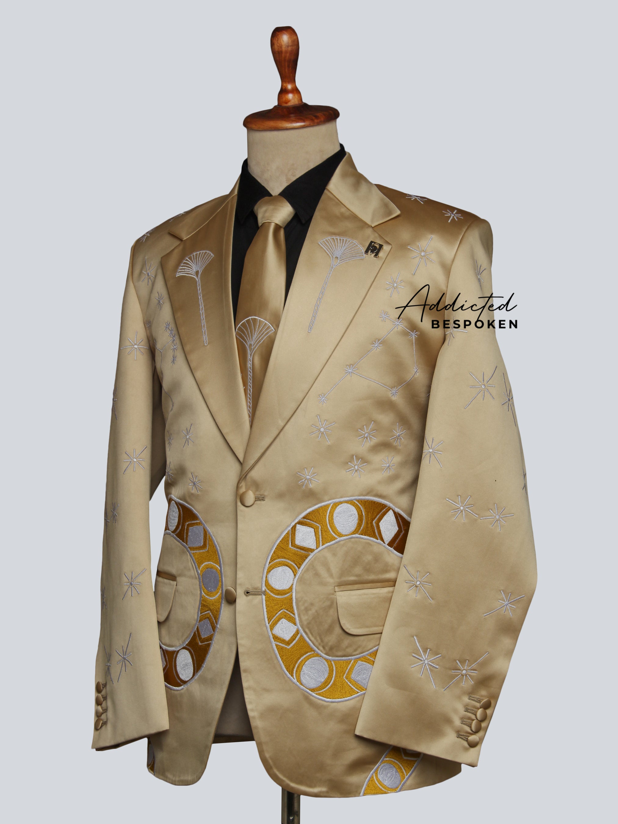 Western Suit, Embroidered Western Suits, Bespoke Wedding Suits, Wedding Men suits, Modern Groom Attire.