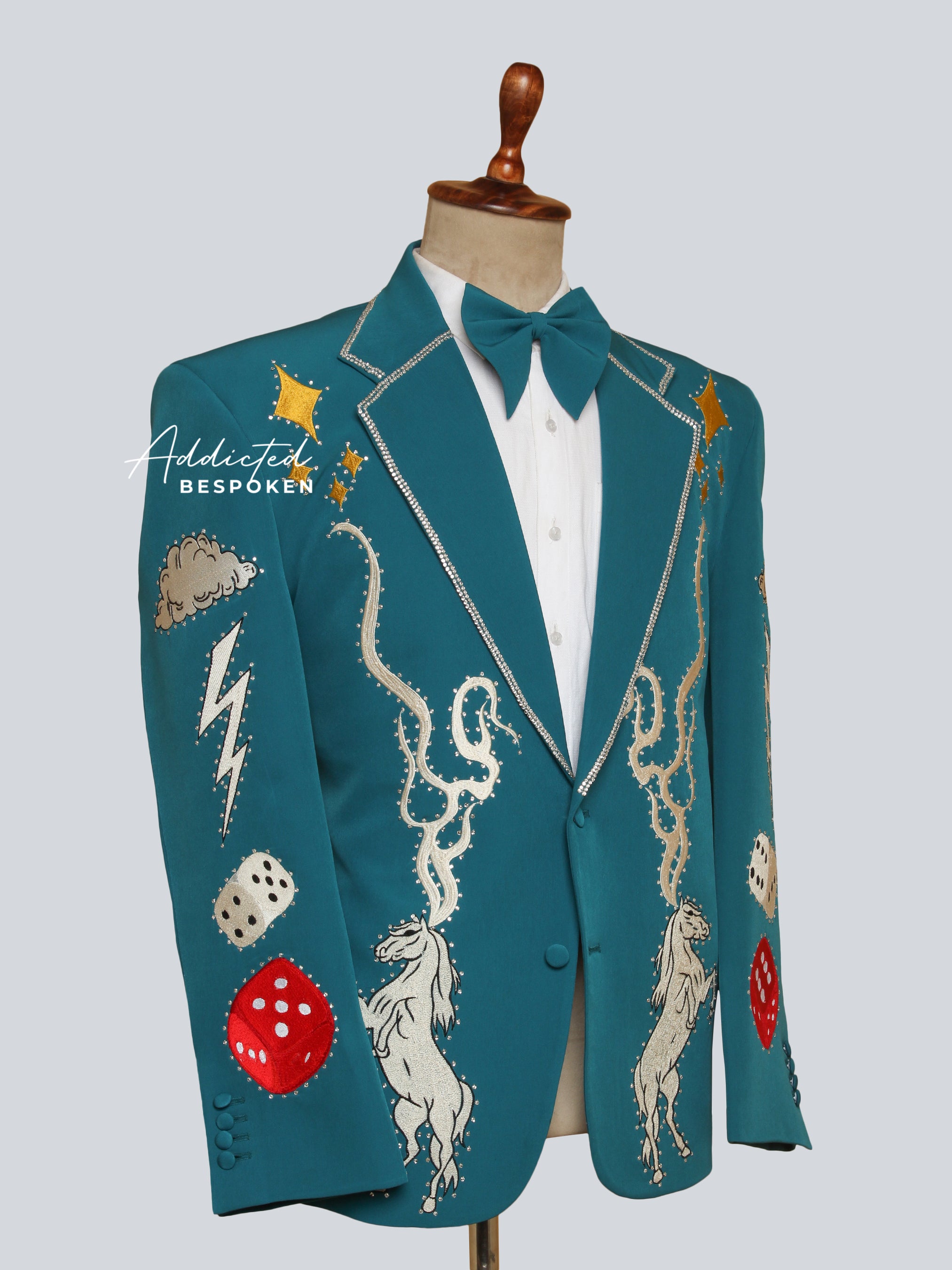 Western Suit, Embroidered Western Suits, Bespoke Wedding Suits, Wedding Men suits, Modern Groom Attire.