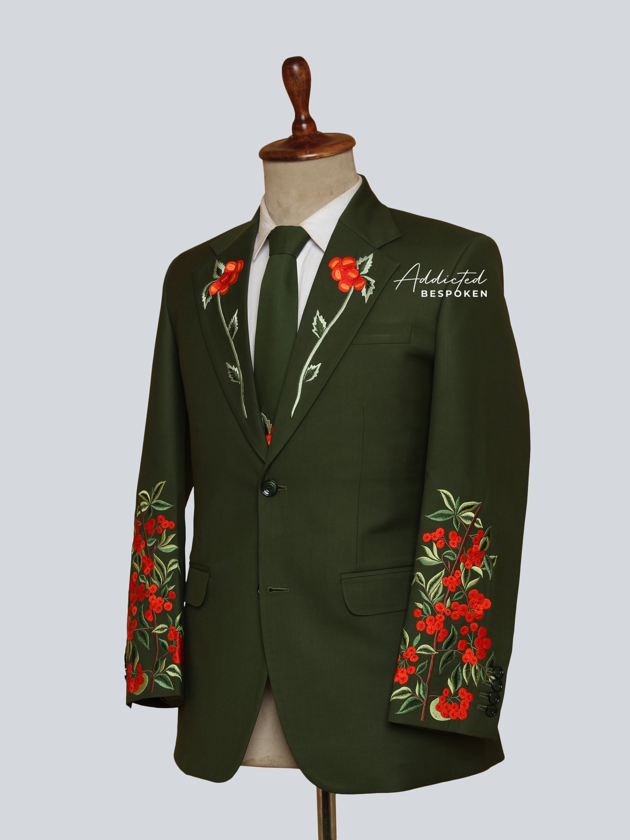 Western Suit, Embroidered Western Suits, Bespoke Wedding Suits, Wedding Men suits, Modern Groom Attire.