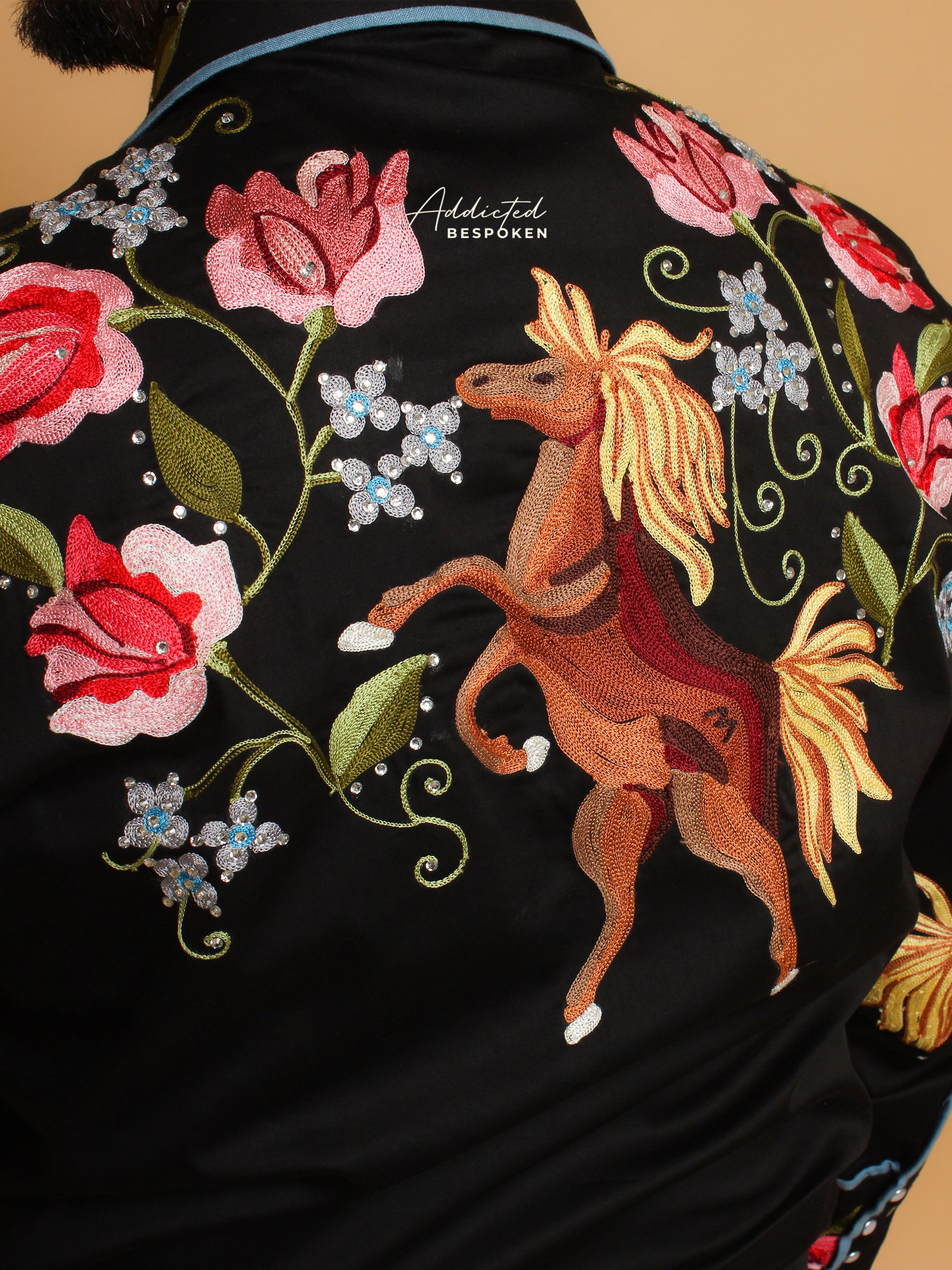 Floral & Horse Design Embroidered Shirt