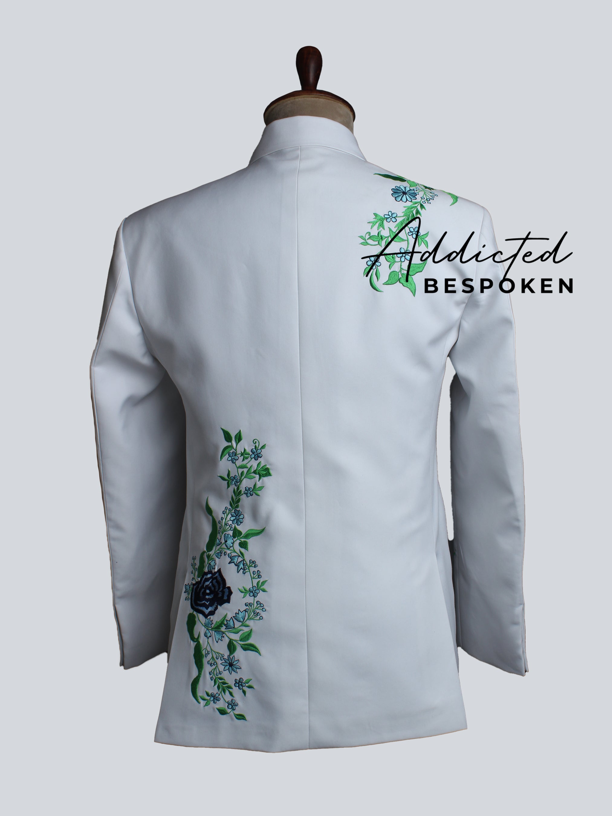 Azure Mystical Roses Outfit