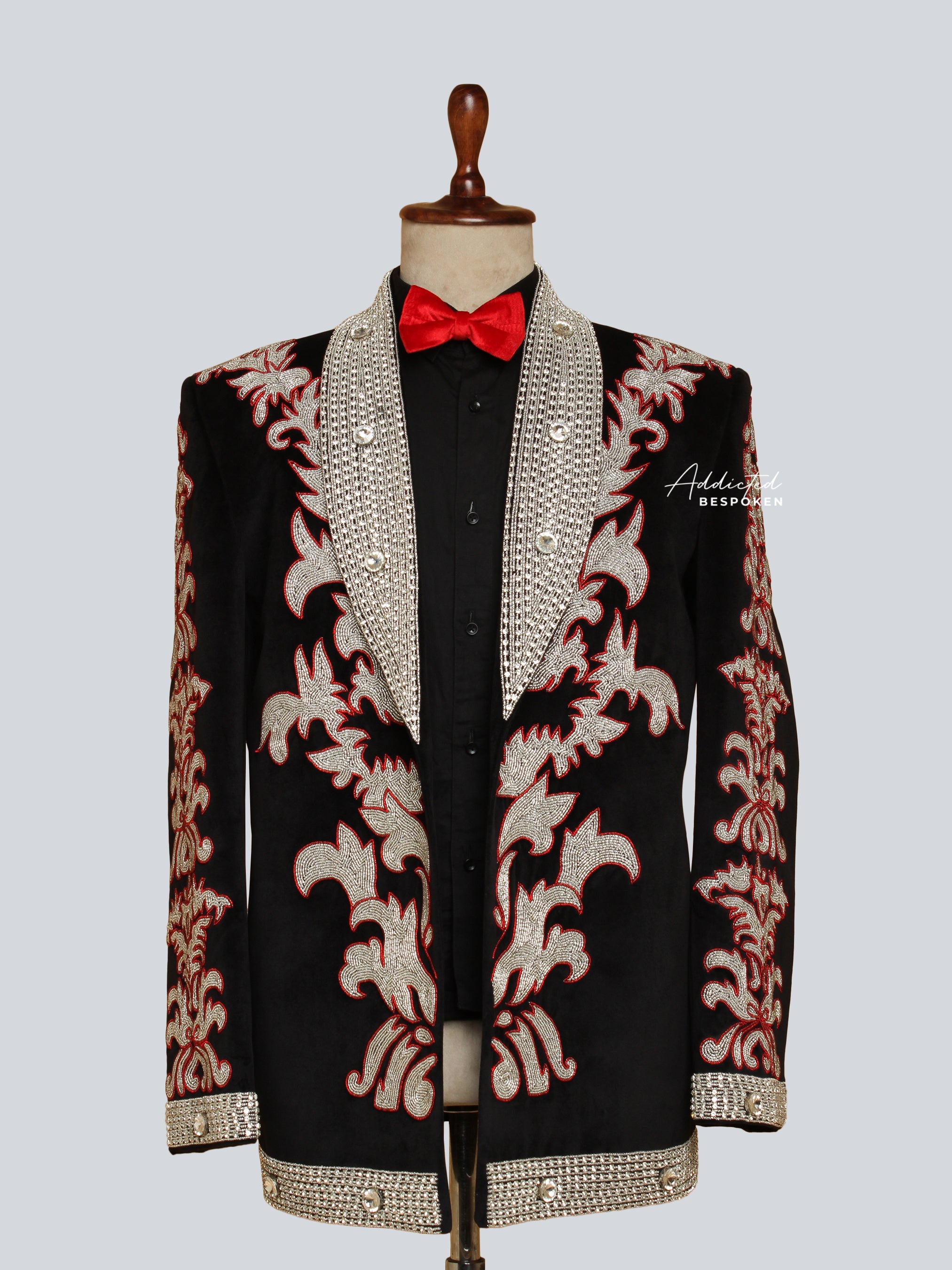 Western Suit, Embroidered Western Suits, Bespoke Wedding Suits, Wedding Men suits, Modern Groom Attire.
