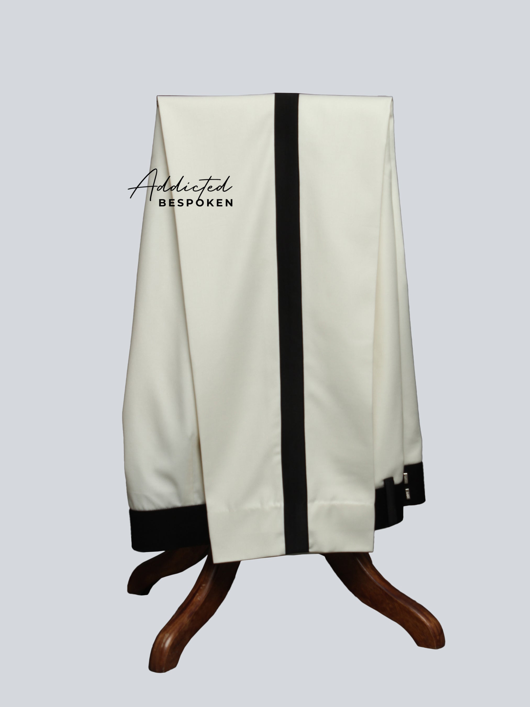 Upscale Classic Formal Suit