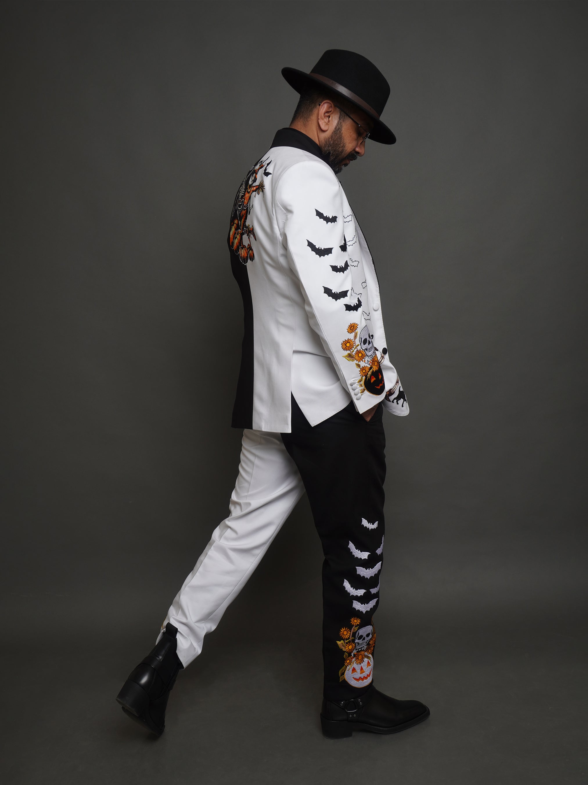 Halloween Party Suit (CLS)
