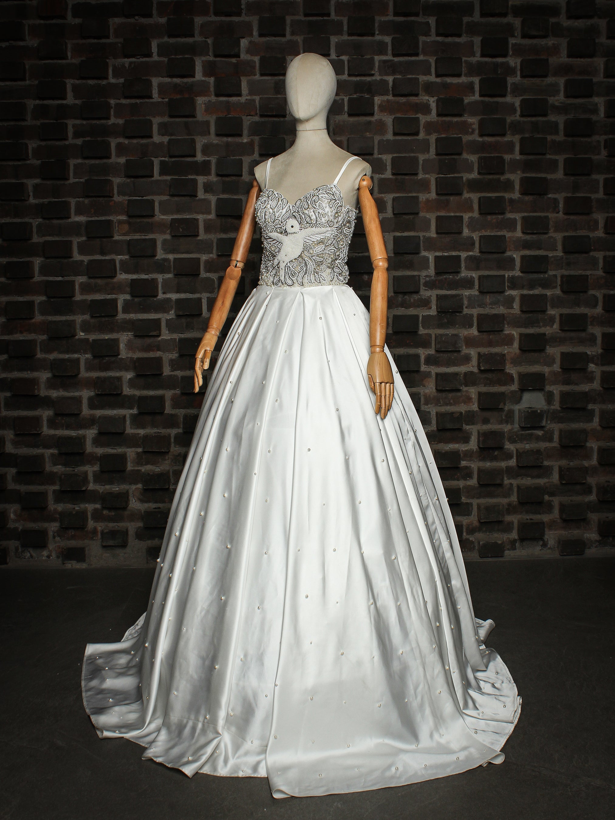 Pearl Dove Bridal Gown Addicted Bespoken