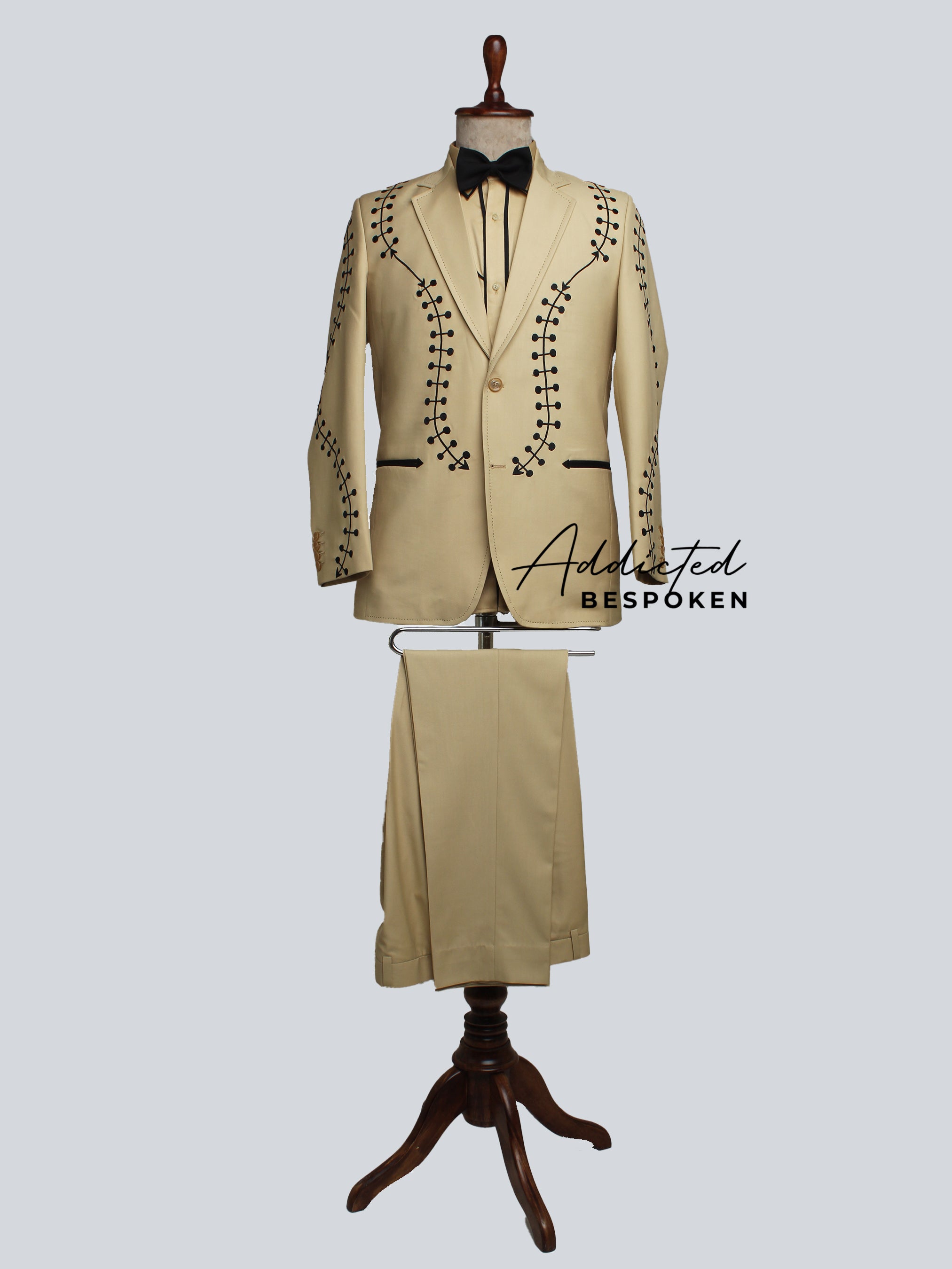 Western Suit, Embroidered Western Suits, Bespoke Wedding Suits, Wedding Men suits, Modern Groom Attire.