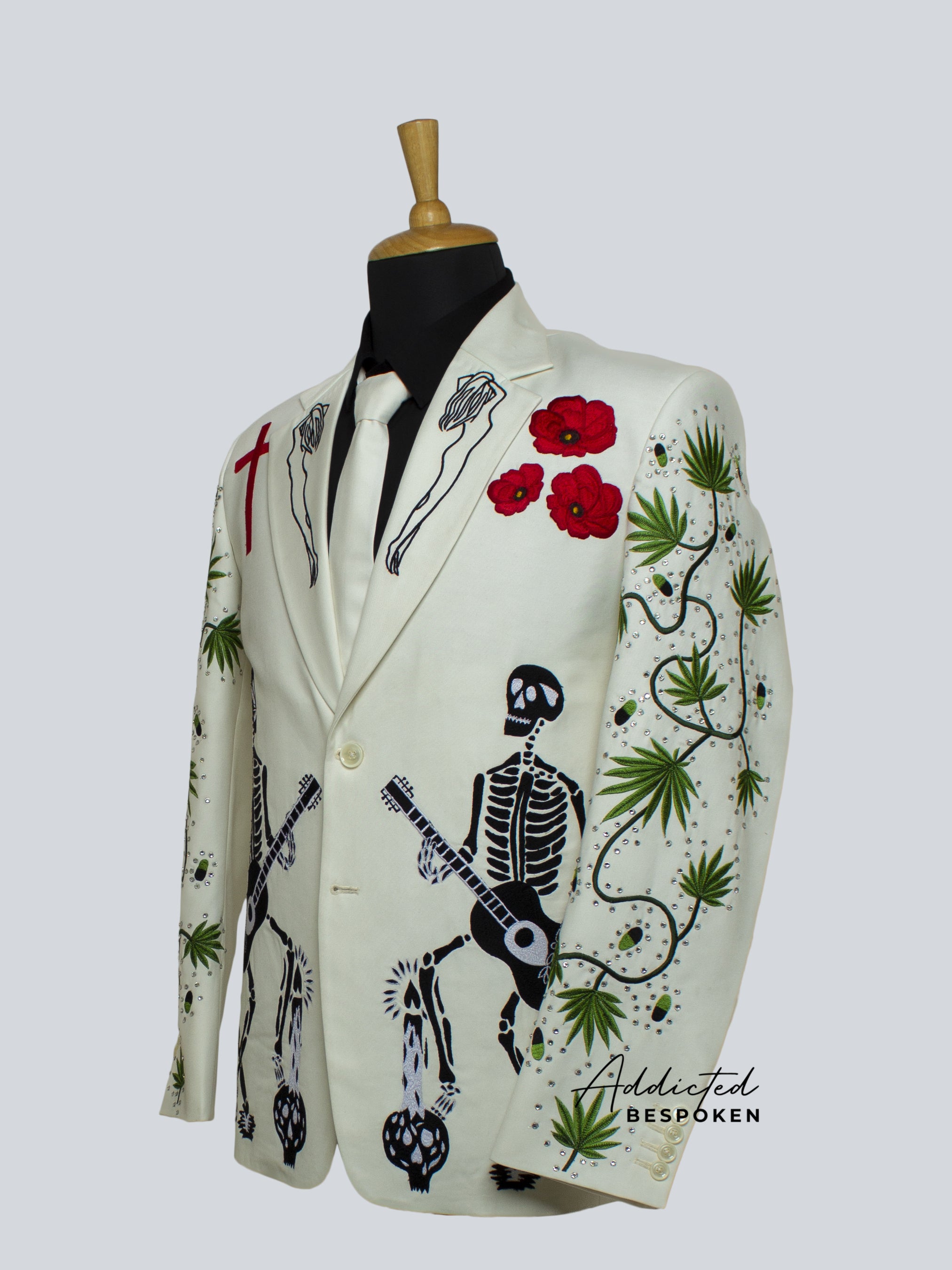 Western Suit, Embroidered Western Suits, Bespoke Wedding Suits, Wedding Men suits, Modern Groom Attire.