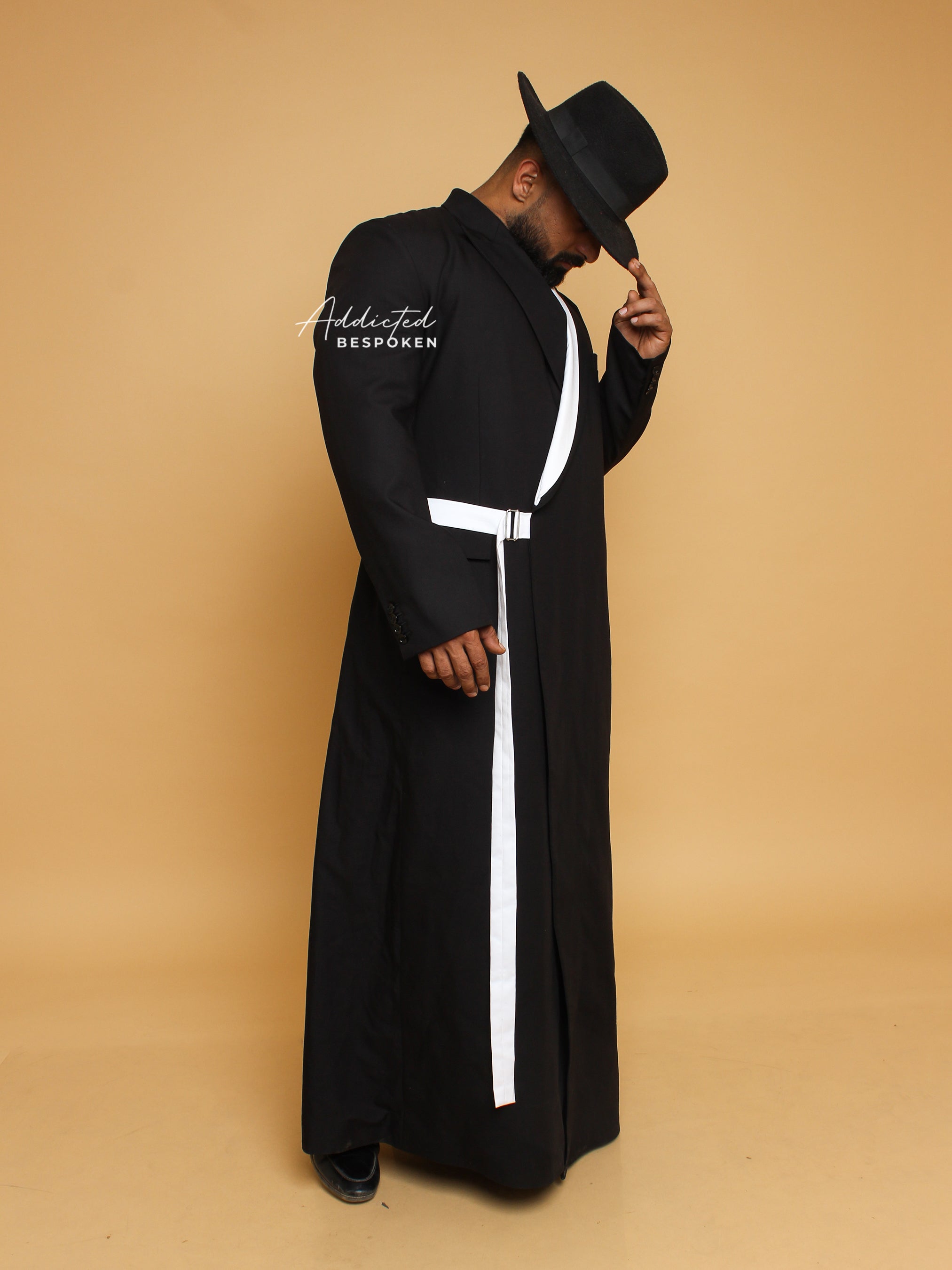 Timeless Detailing Thobe Addicted Bespoken