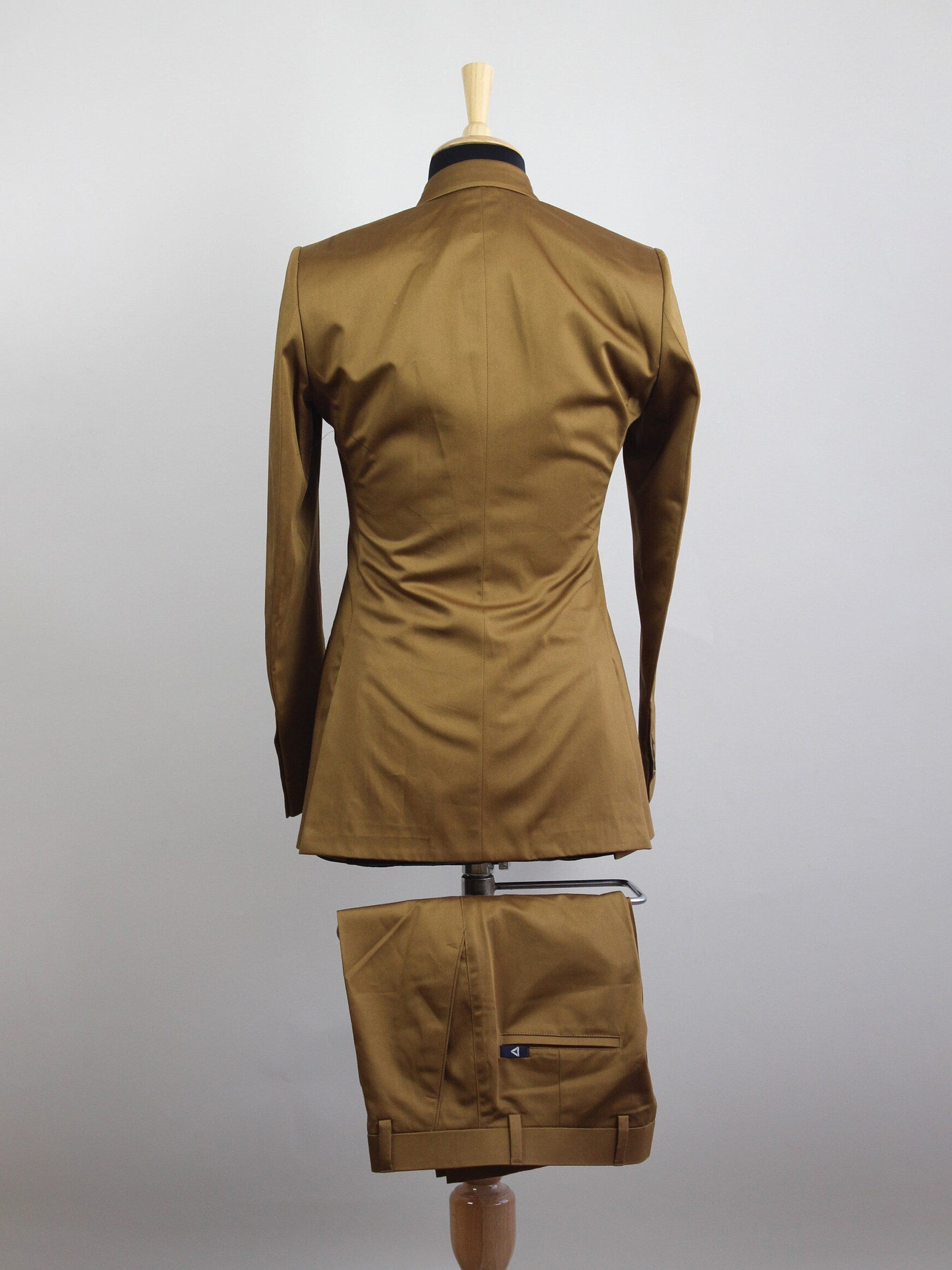 Classic Military-Inspired Outfit Addicted Bespoken