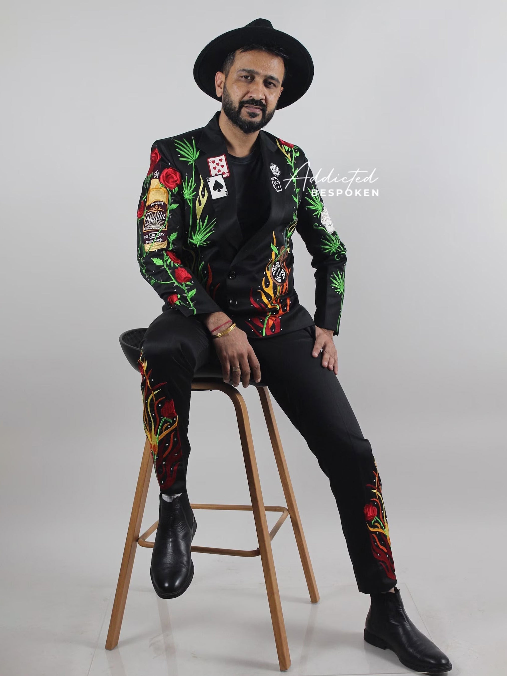 Western Suit, Embroidered Western Suits, Bespoke Wedding Suits, Wedding Men suits, Modern Groom Attire.