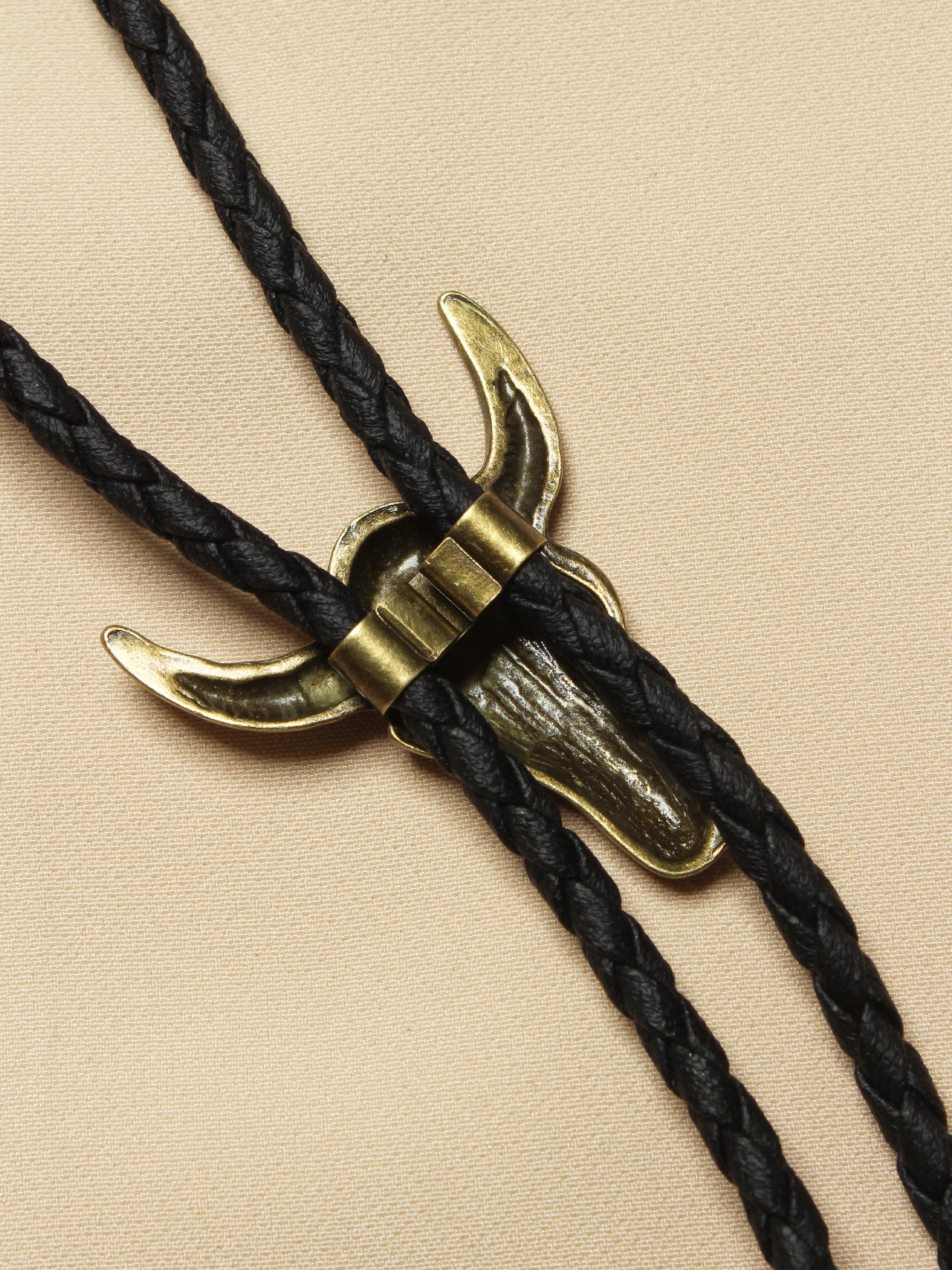 Bull Head Bolo Tie