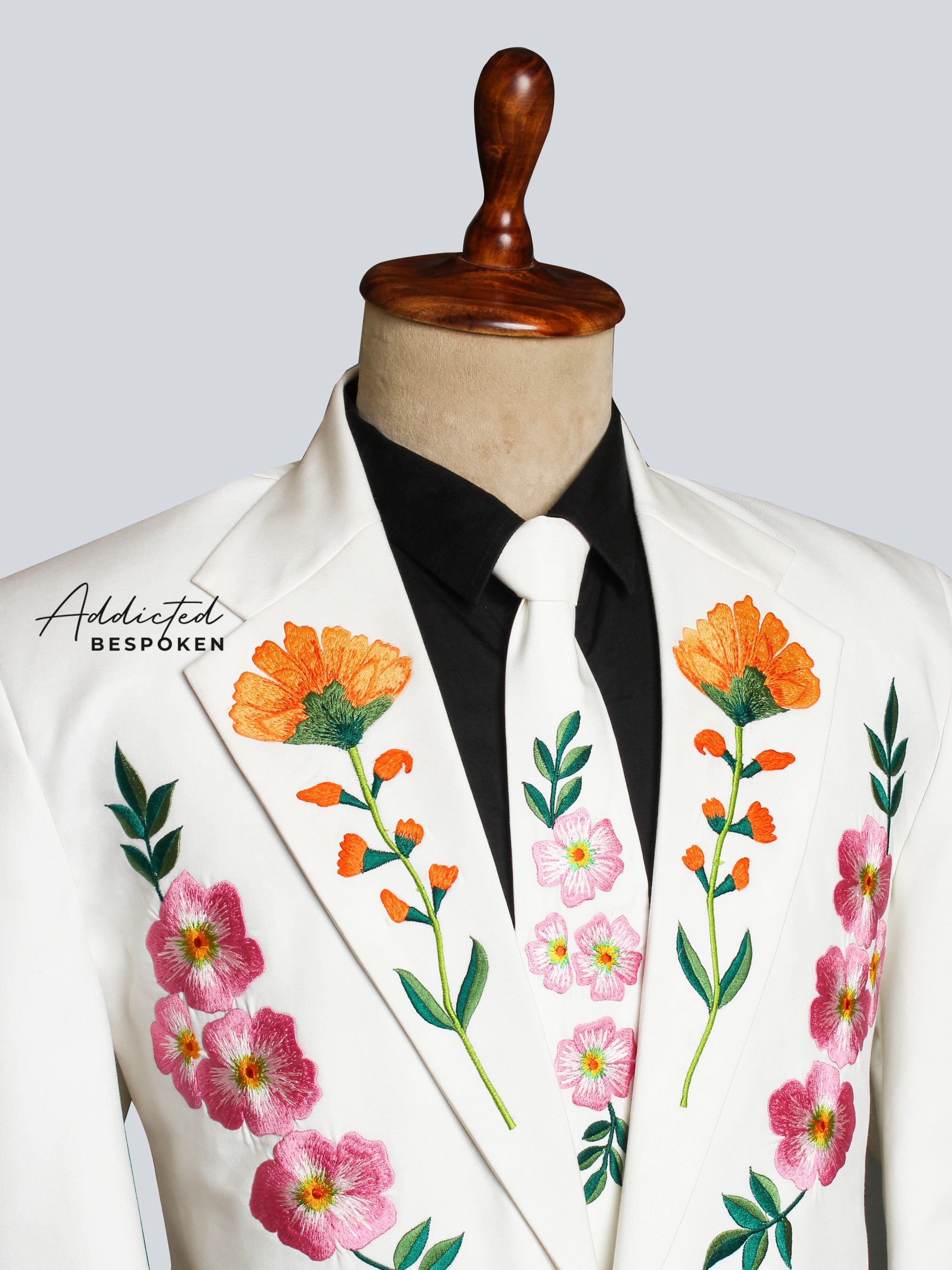 Western Suit, Embroidered Western Suits, Bespoke Wedding Suits, Wedding Men suits, Modern Groom Attire.