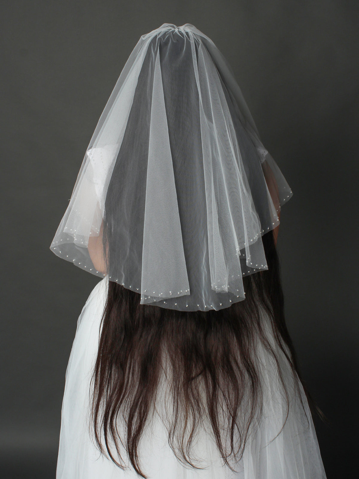 Beautiful two tier veil with pearls and comb. Bellavue Ivory Two Tier Scattered Pearl Veil with Cut Edge main image 4