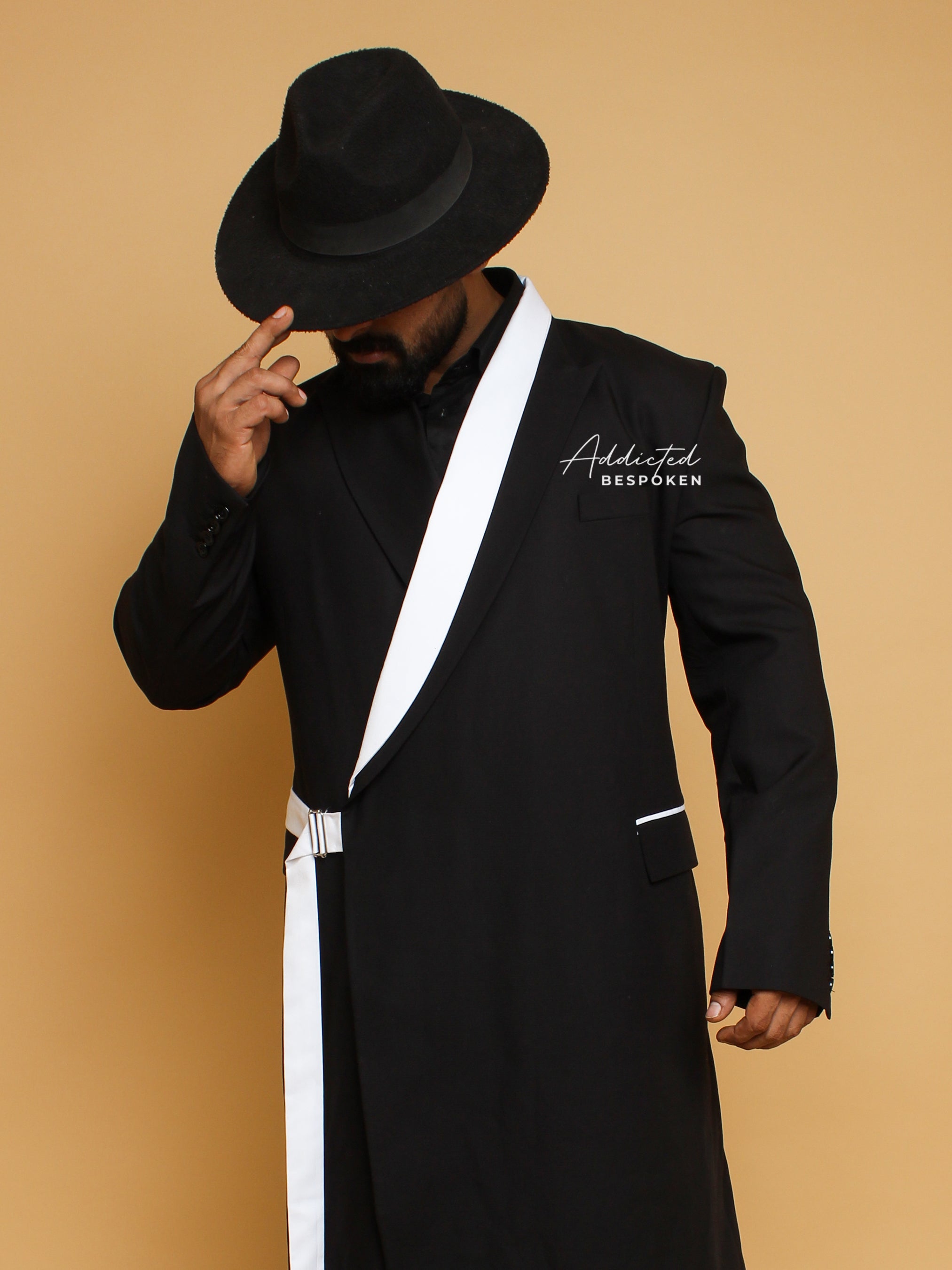 Timeless Detailing Thobe Addicted Bespoken