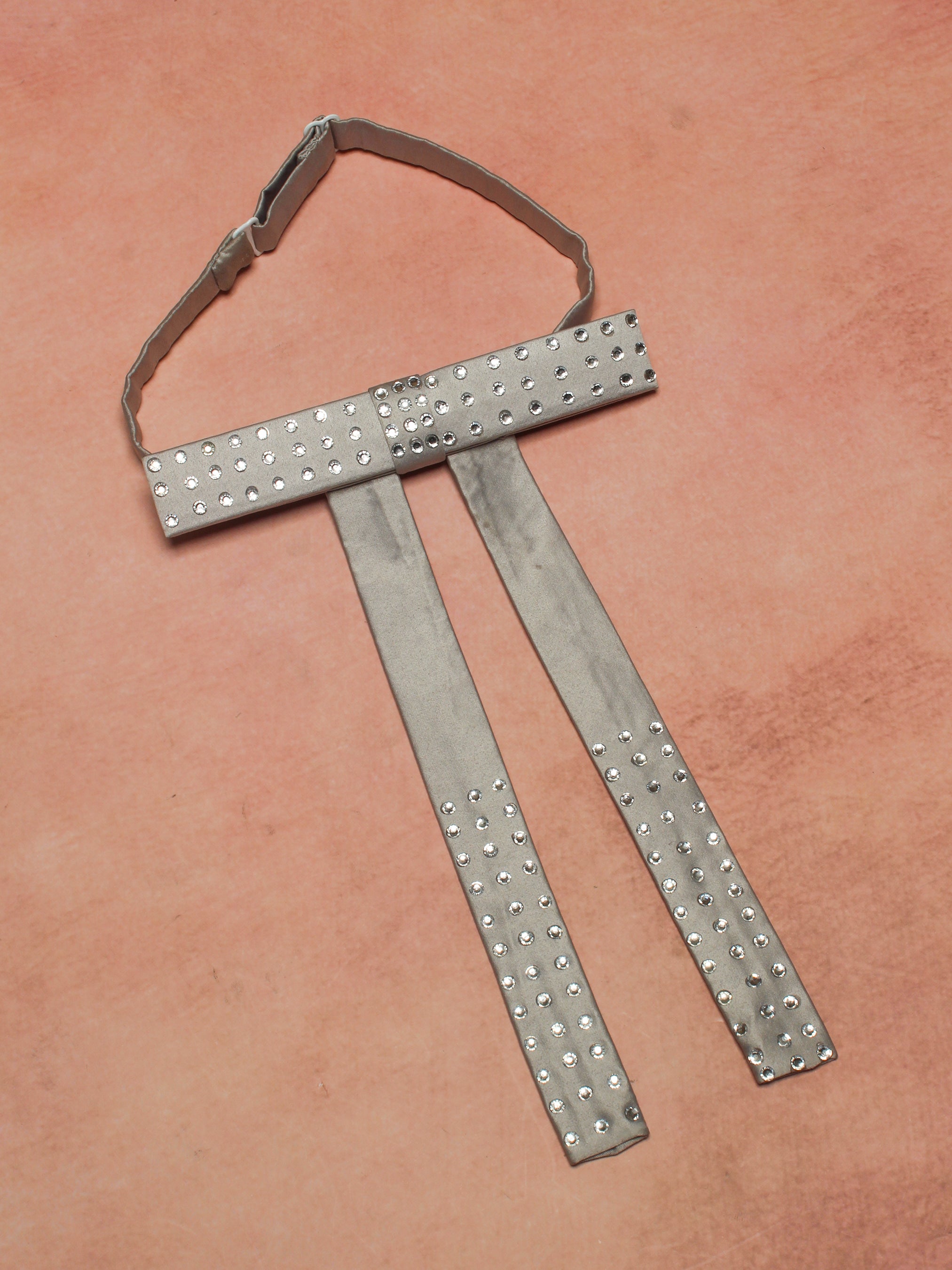 Sparkling String Bow Tie