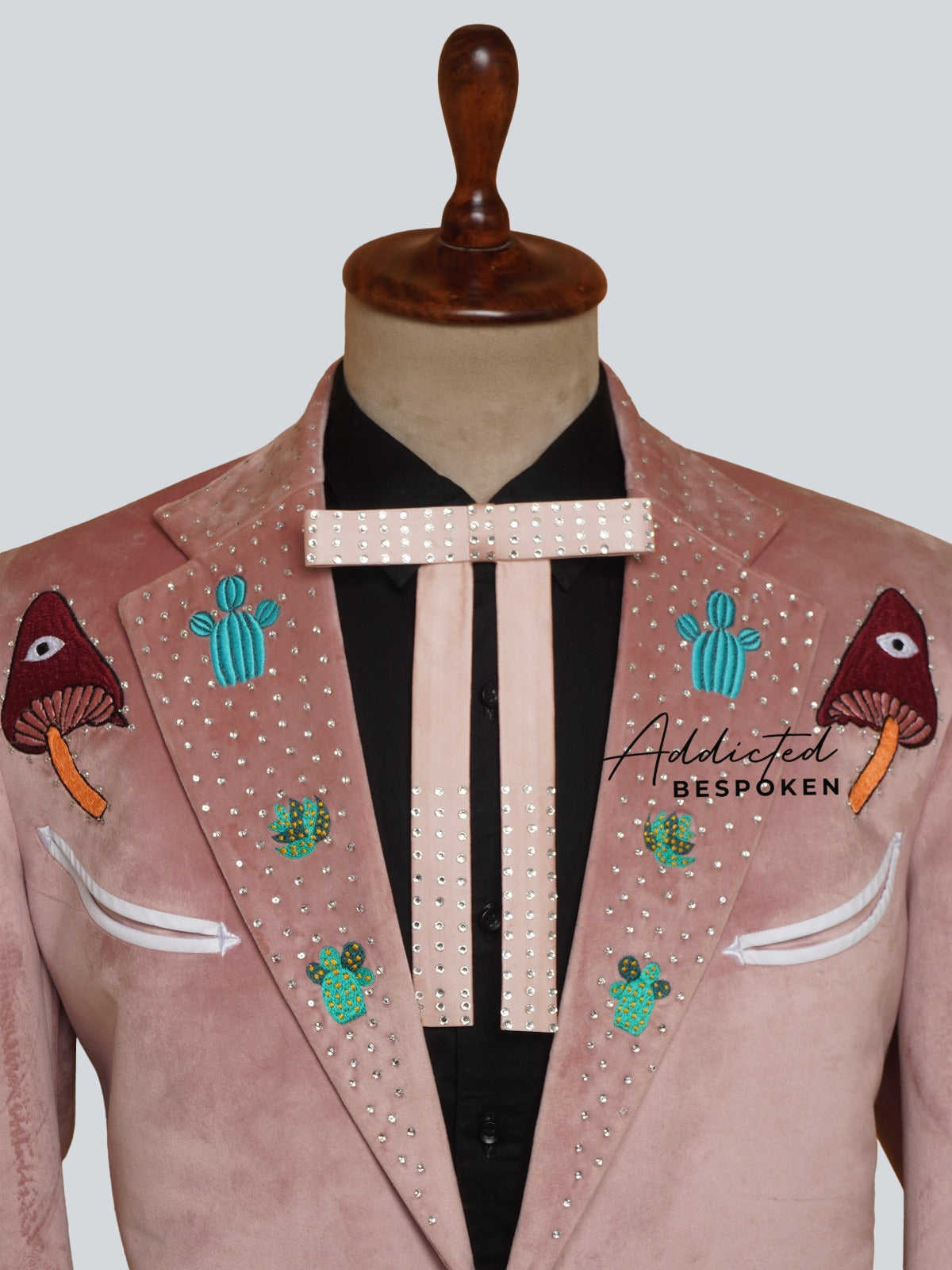 Western Suit, Embroidered Western Suits, Bespoke Wedding Suits, Wedding Men suits, Modern Groom Attire.