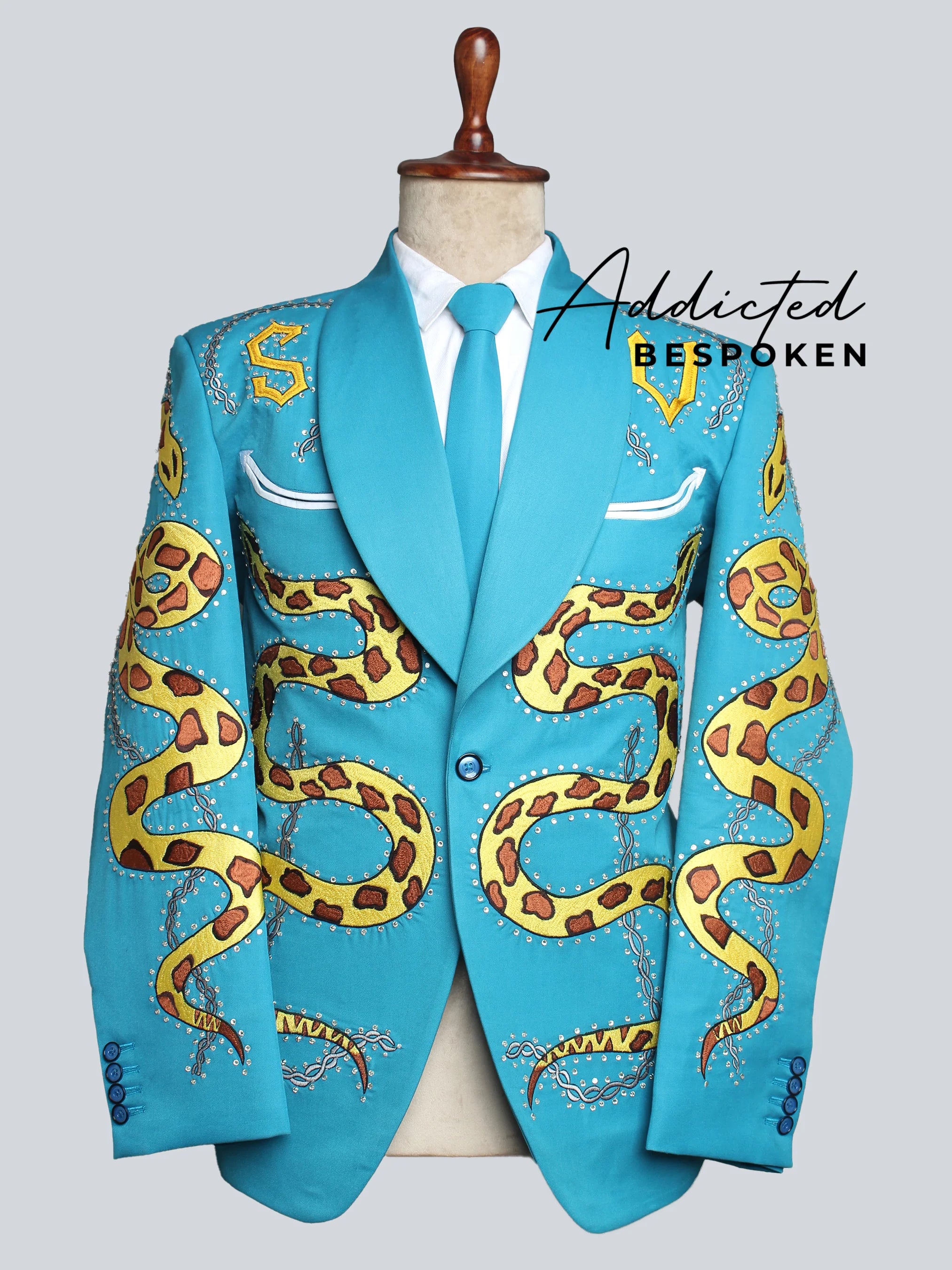 Western Suit, Embroidered Western Suits, Bespoke Wedding Suits, Wedding Men suits, Modern Groom Attire.