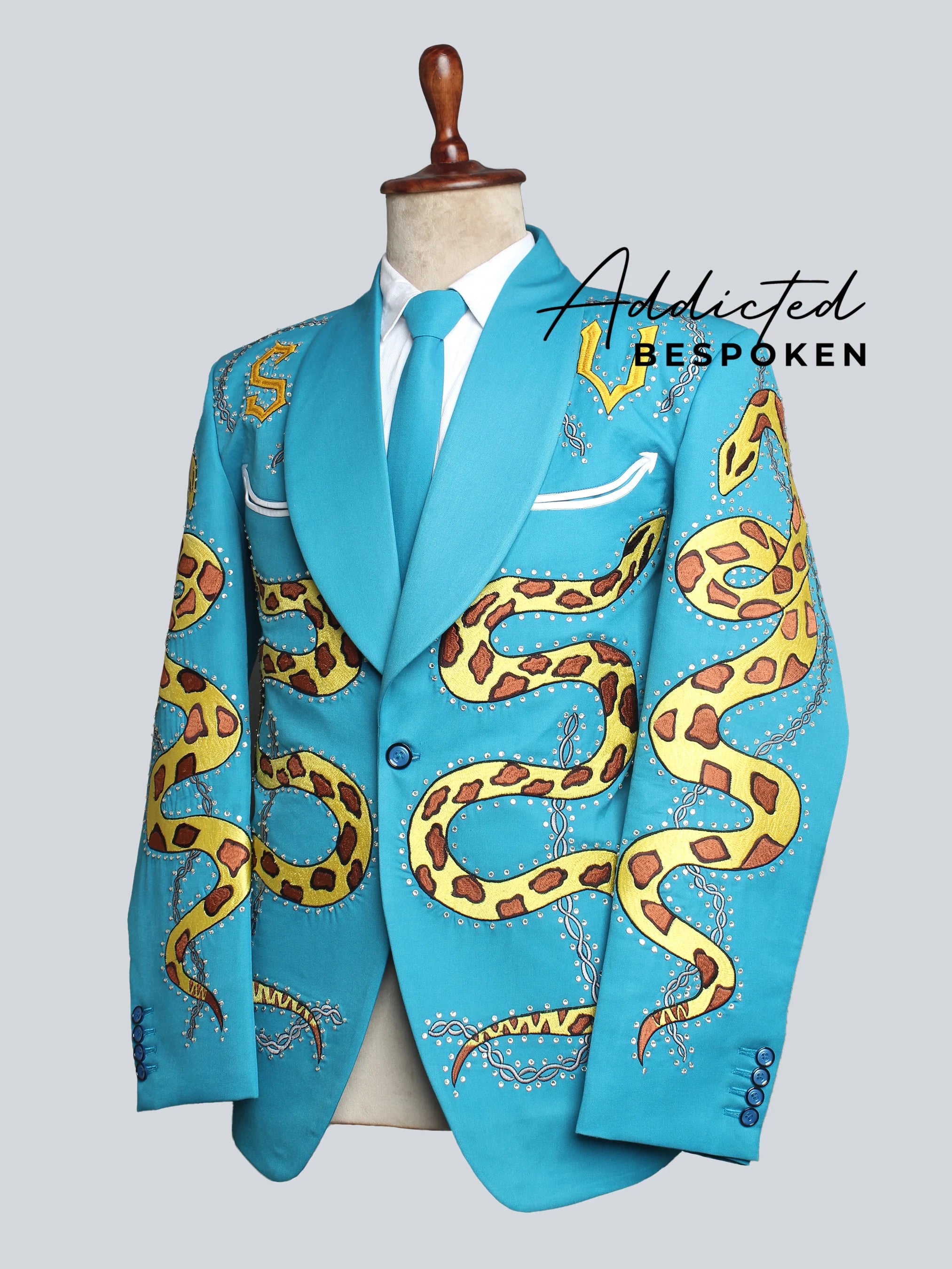 Western Suit, Embroidered Western Suits, Bespoke Wedding Suits, Wedding Men suits, Modern Groom Attire.