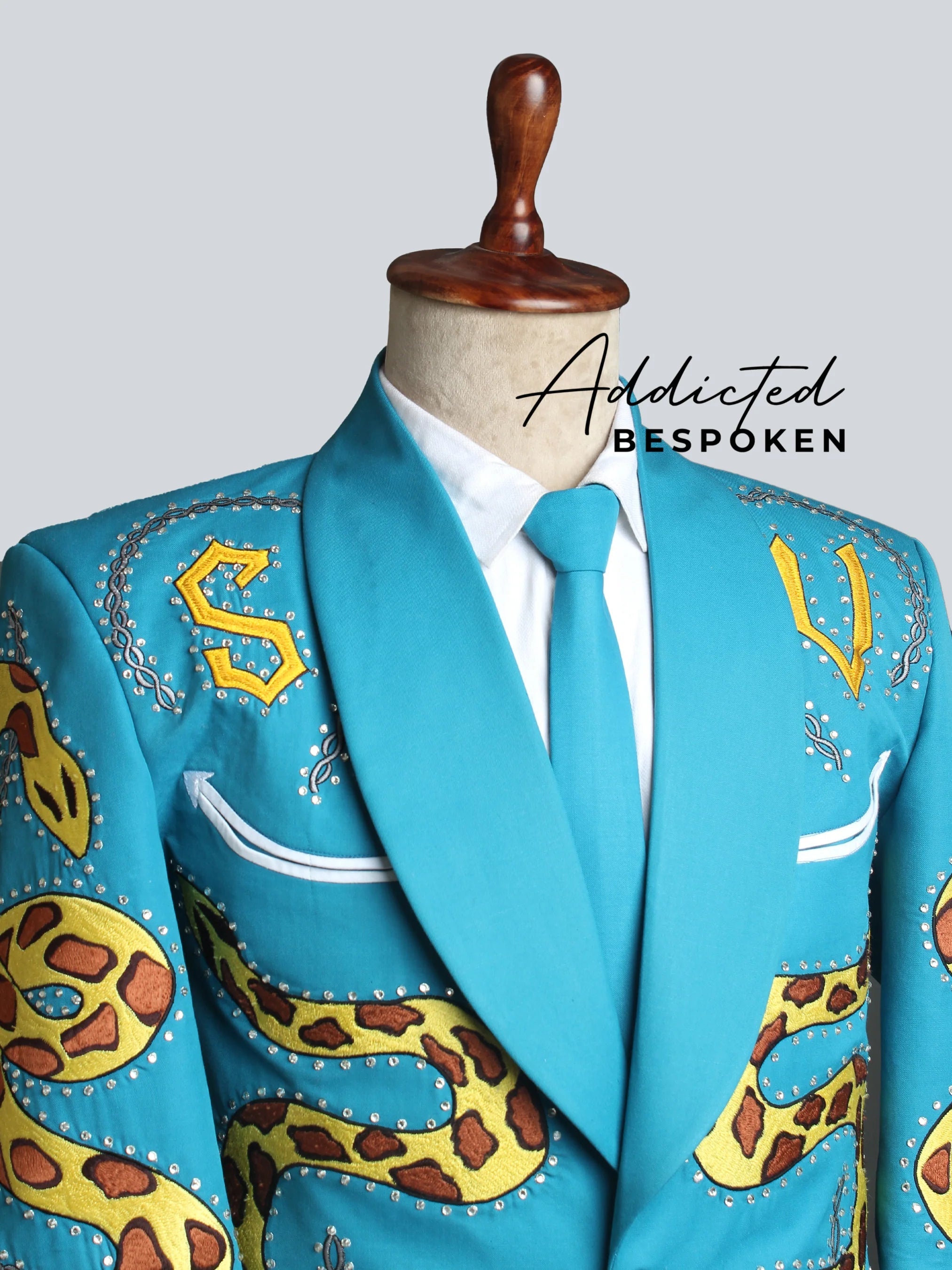 Serpentine Elegance Suit Addicted Bespoken