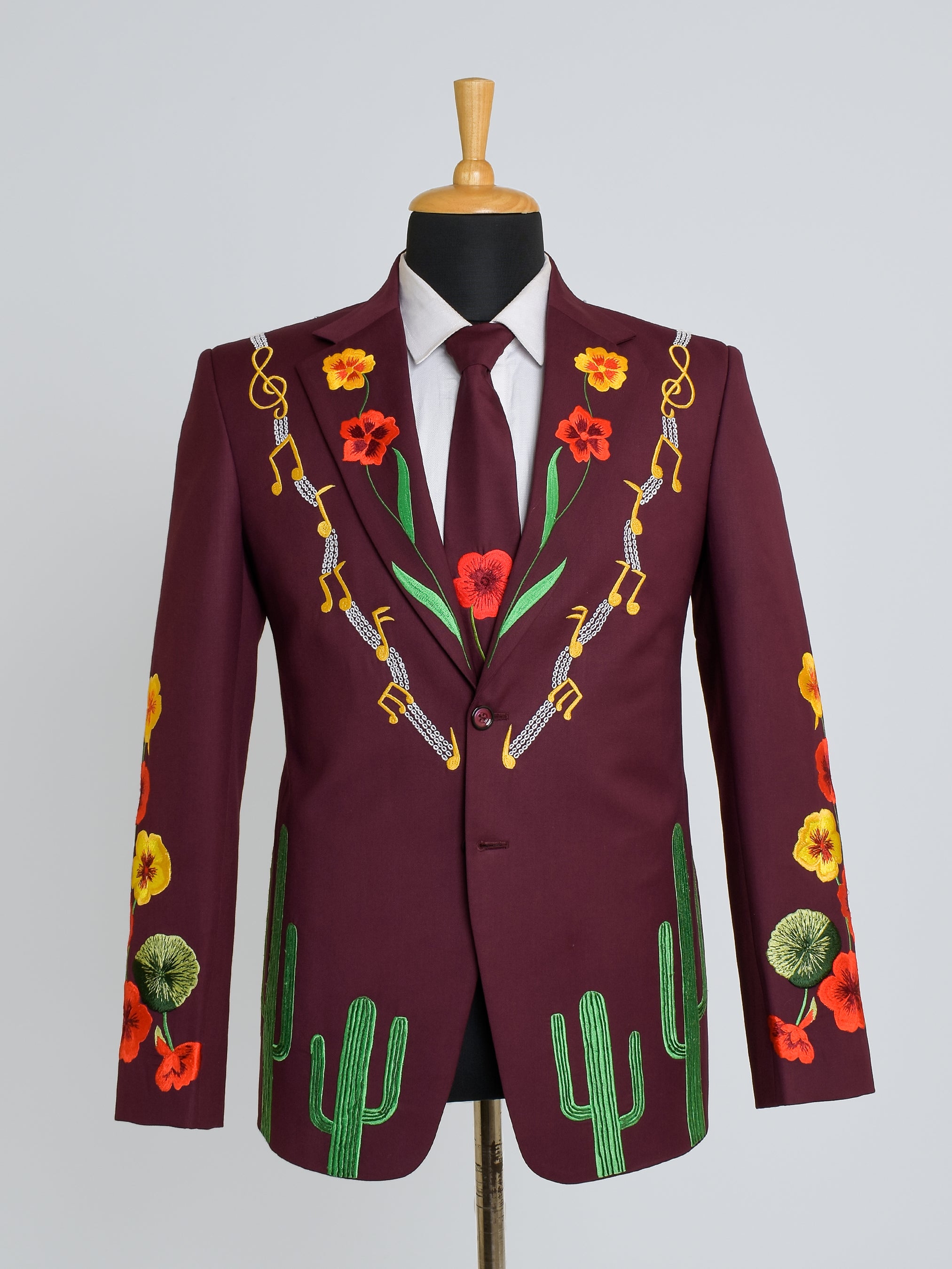 Western Suit, Embroidered Western Suits, Bespoke Wedding Suits, Wedding Men suits, Modern Groom Attire.