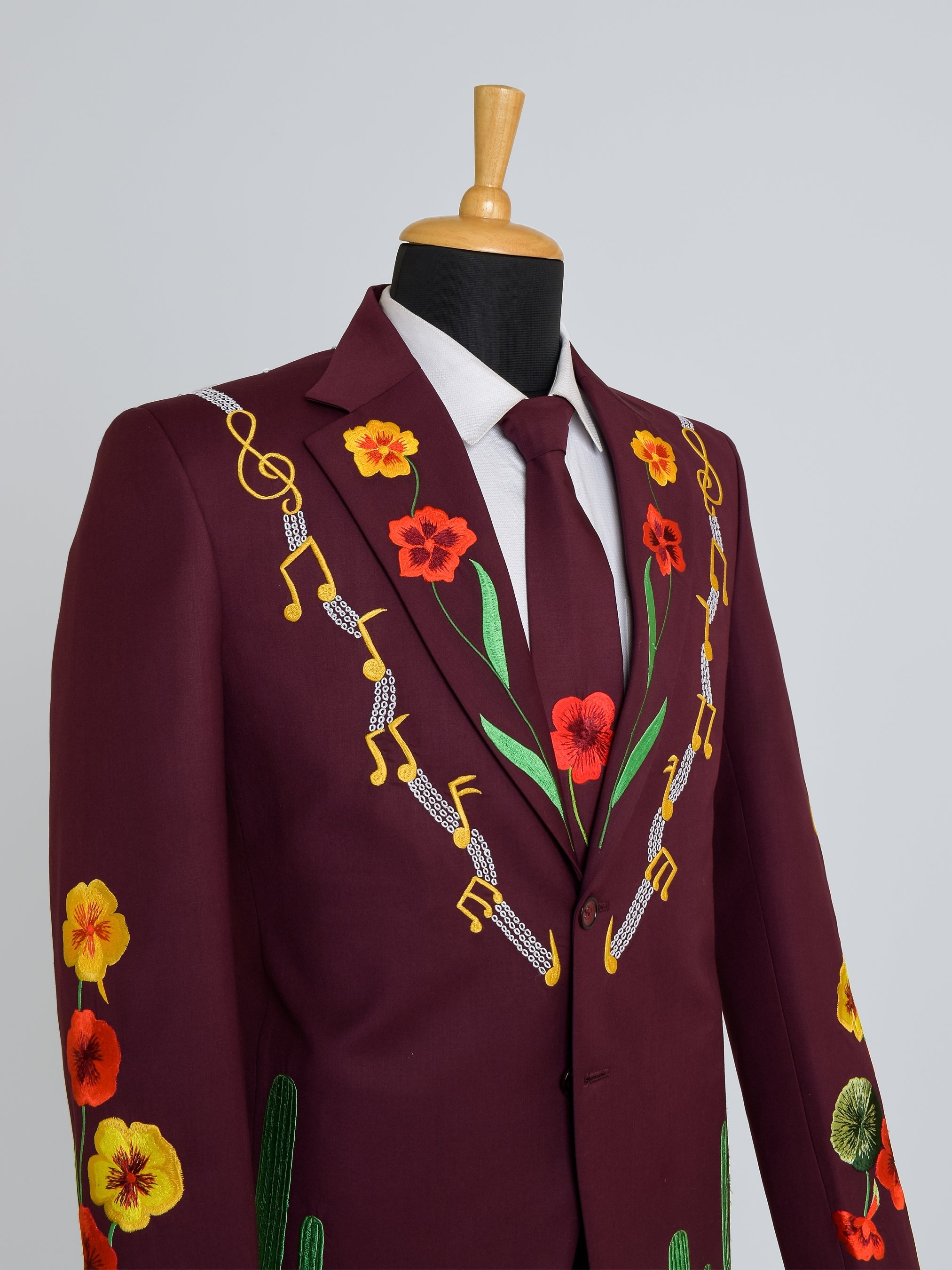 Timeless Oasis Embroidered Suit Addicted Bespoken