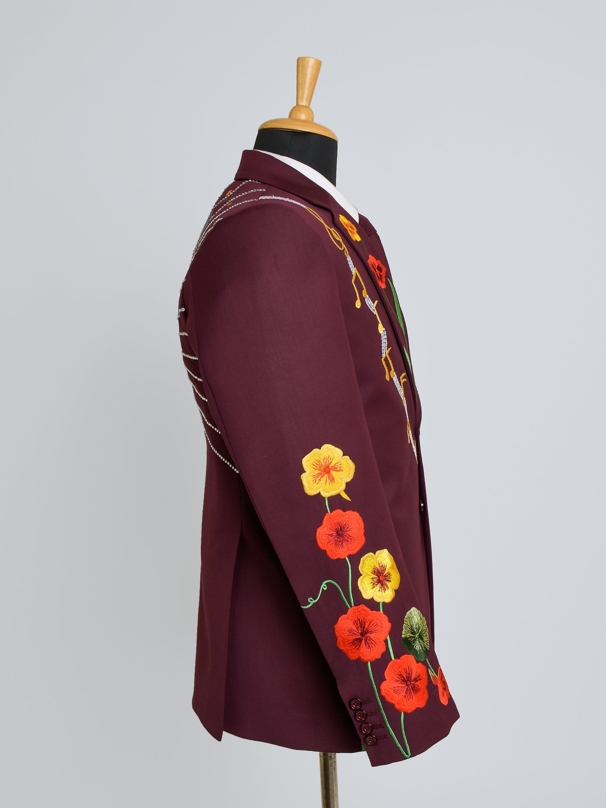 Timeless Oasis Embroidered Suit Addicted Bespoken