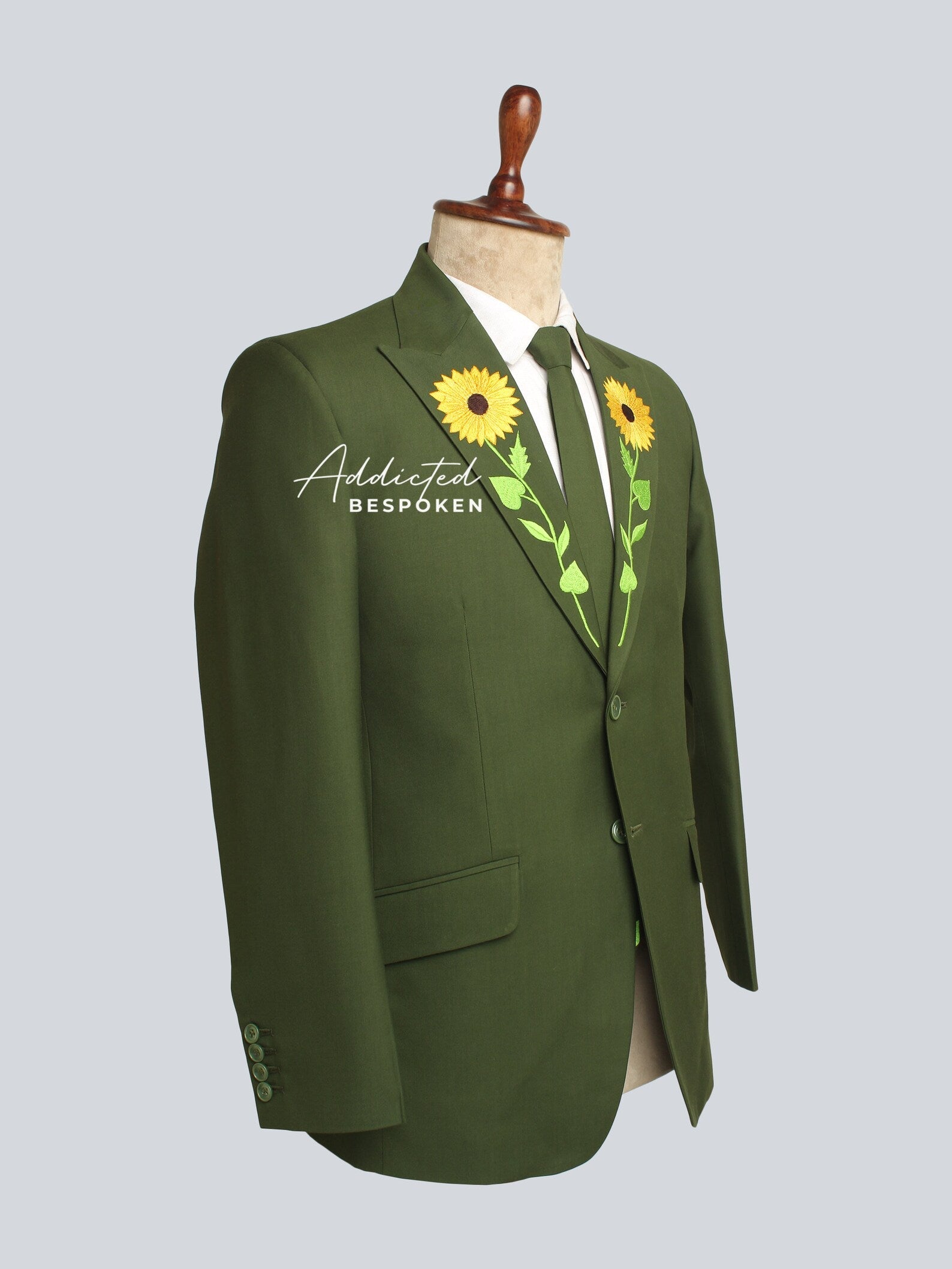 Western Suit, Embroidered Western Suits, Bespoke Wedding Suits, Wedding Men suits, Modern Groom Attire.