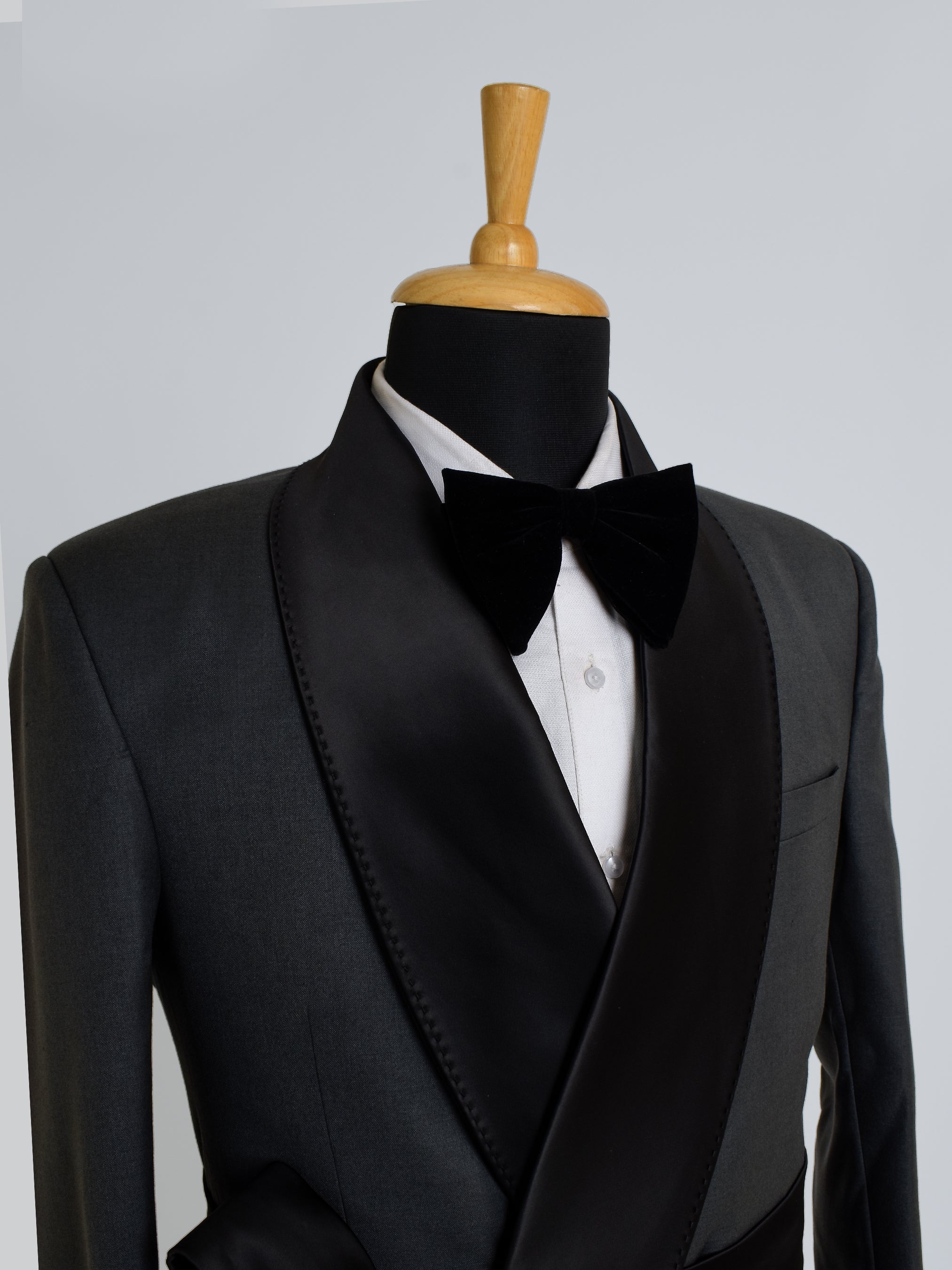 Black Tuxedo 2Pc Suit (DB)