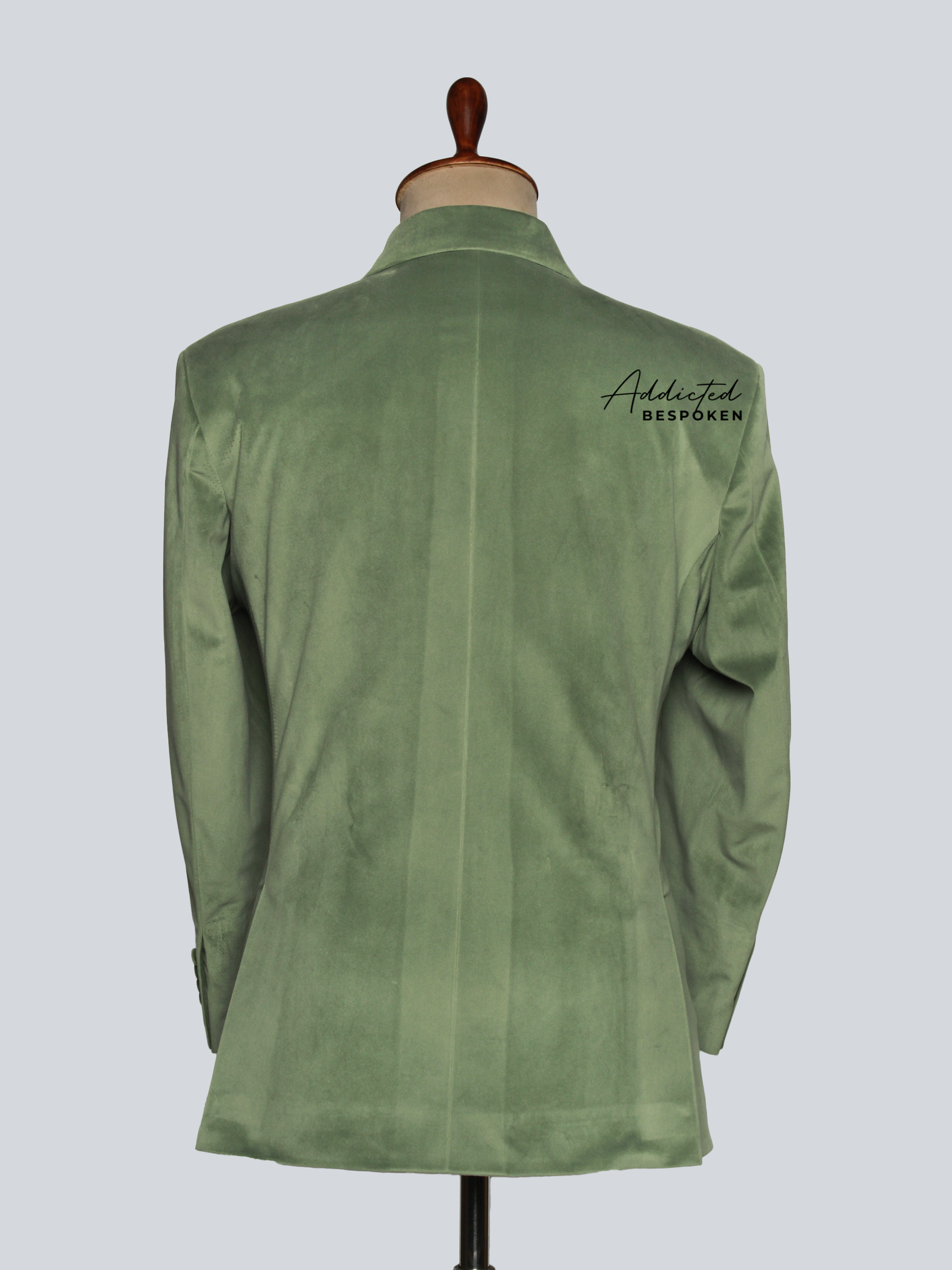 The Moss Royale Suit