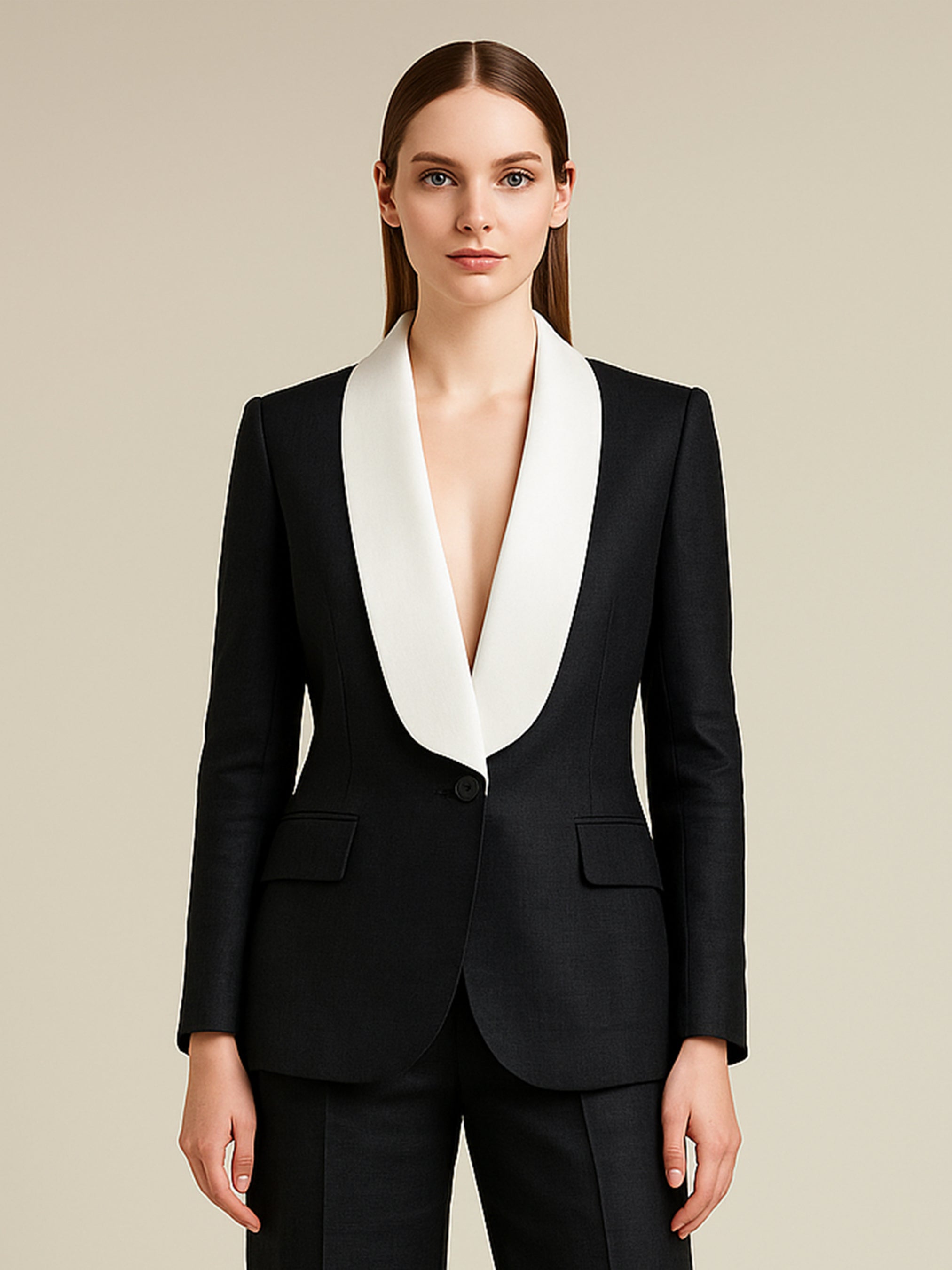 The Classic Curve Suit