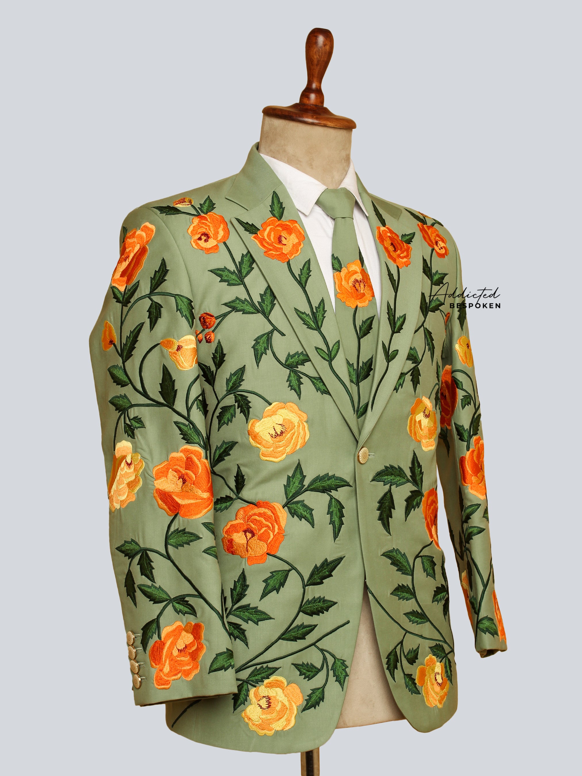 Western Suit, Embroidered Western Suits, Bespoke Wedding Suits, Wedding Men suits, Modern Groom Attire.