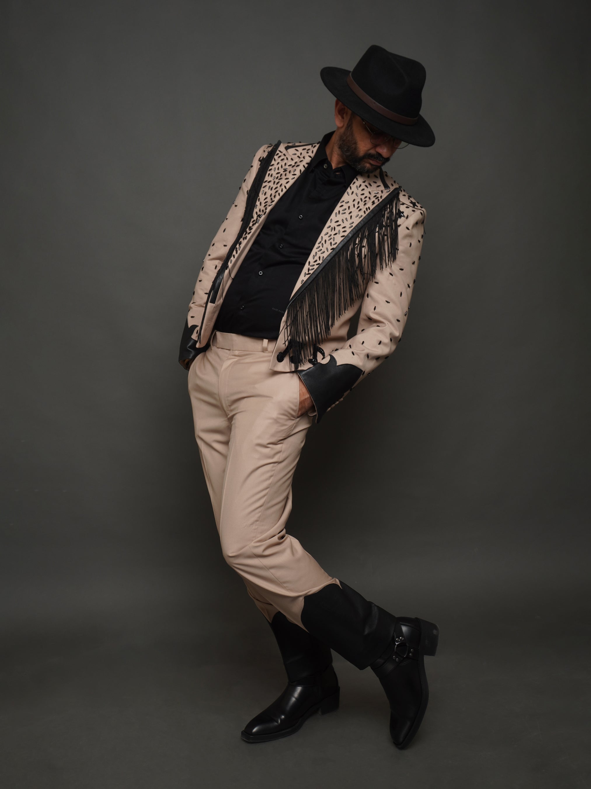 Modern Western Ensemble (CLS)