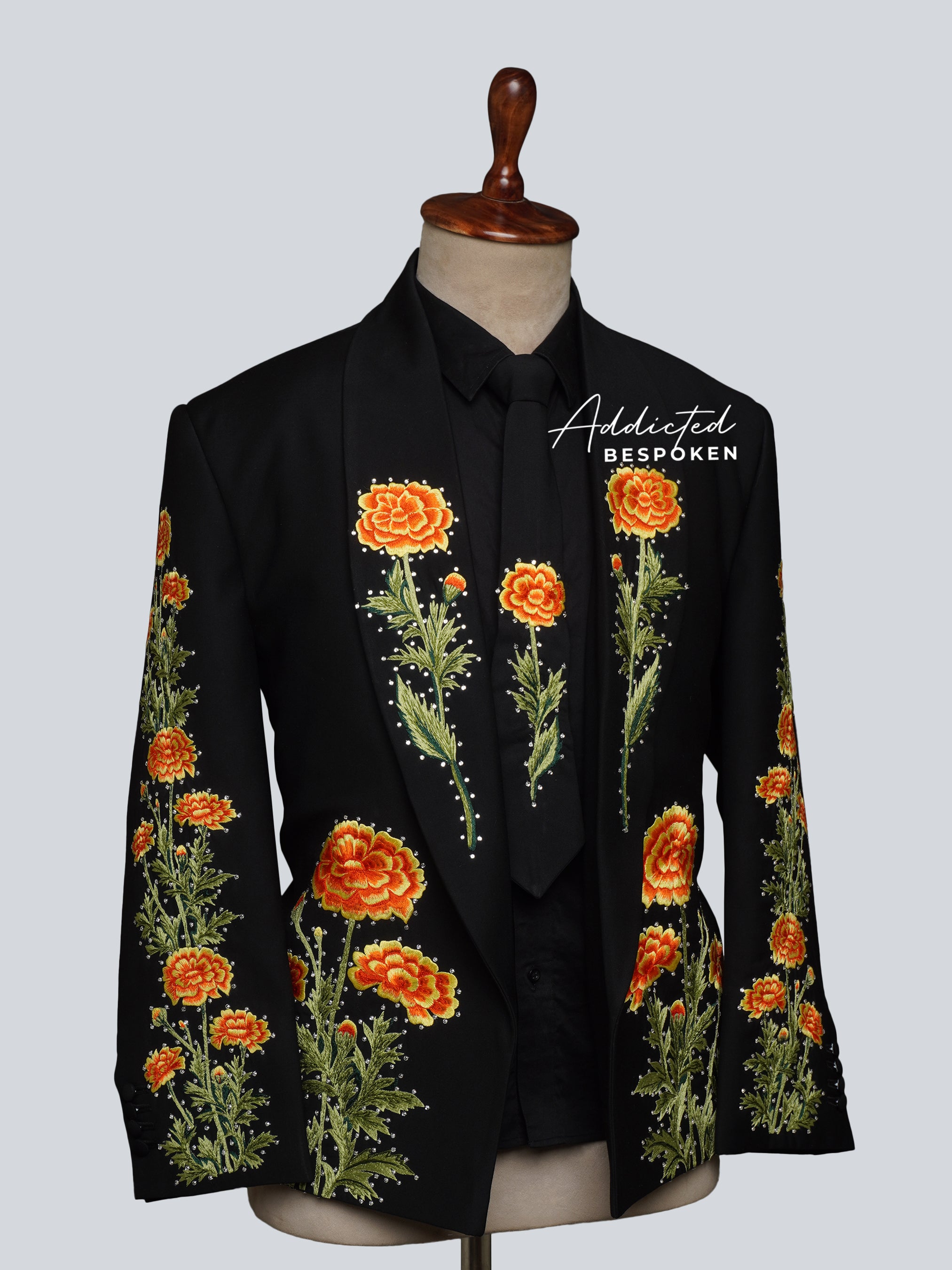 Western Suit, Embroidered Western Suits, Bespoke Wedding Suits, Wedding Men suits, Modern Groom Attire.