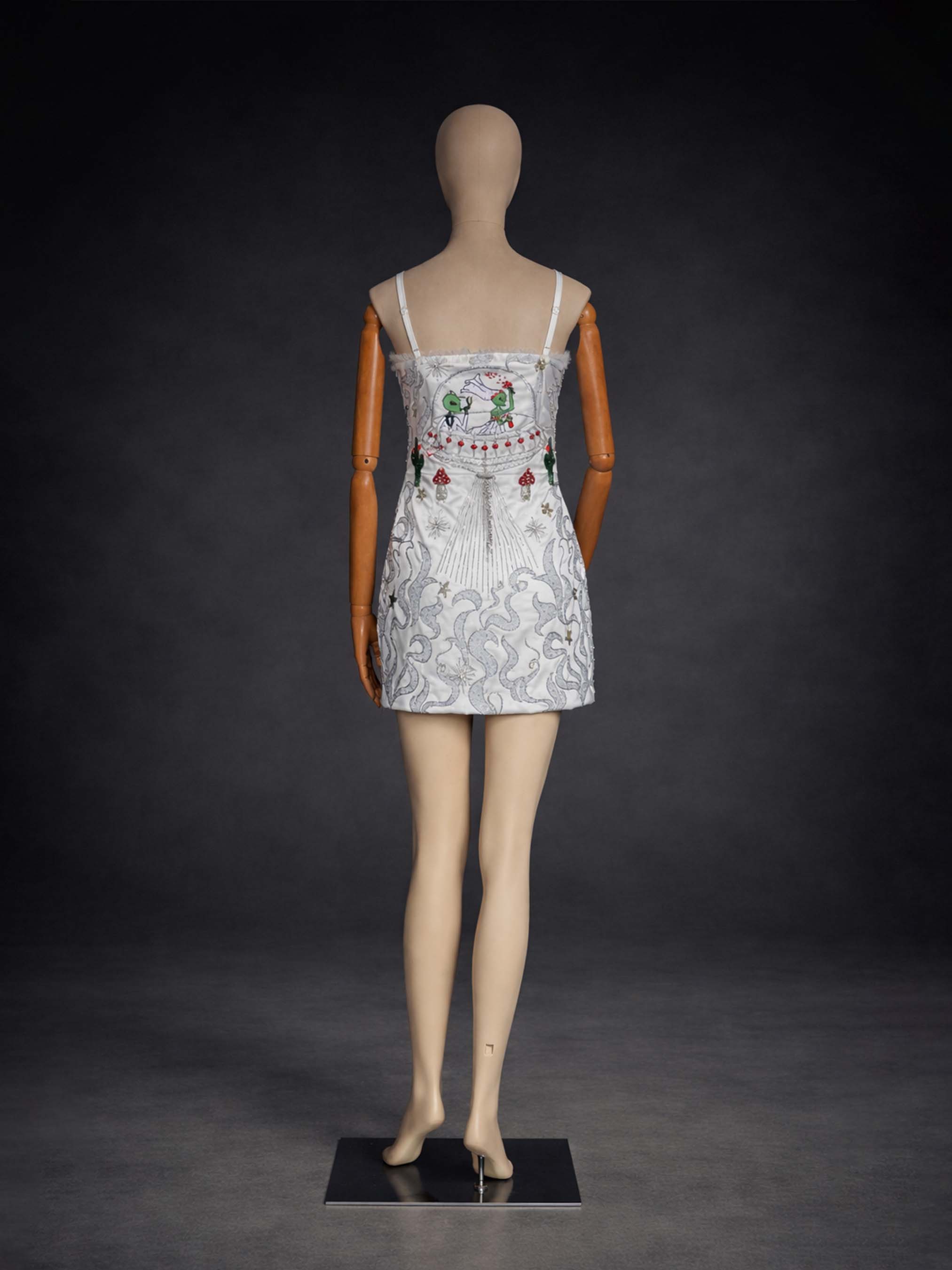 Alien Fairytale Bridal Dress Addicted Bespoken