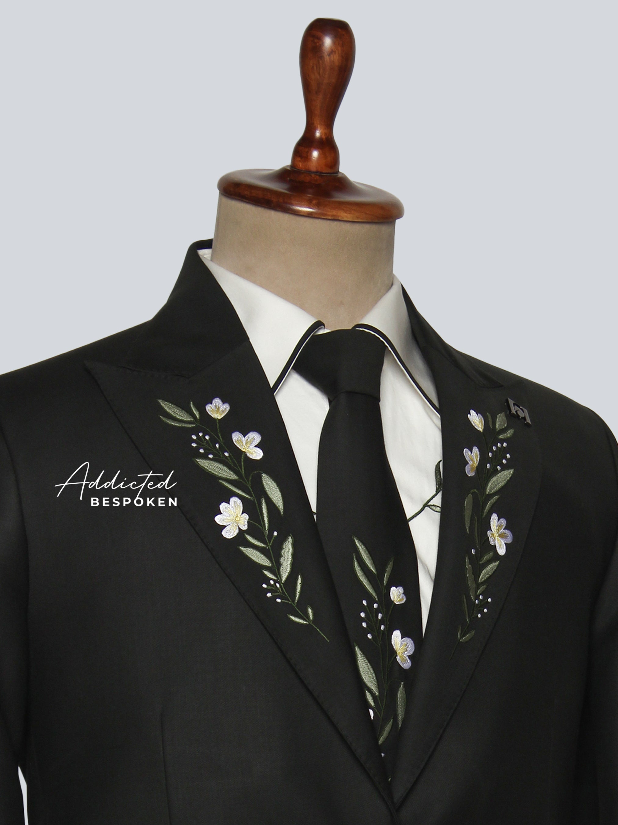 Floral Embroidered Lapel Suit