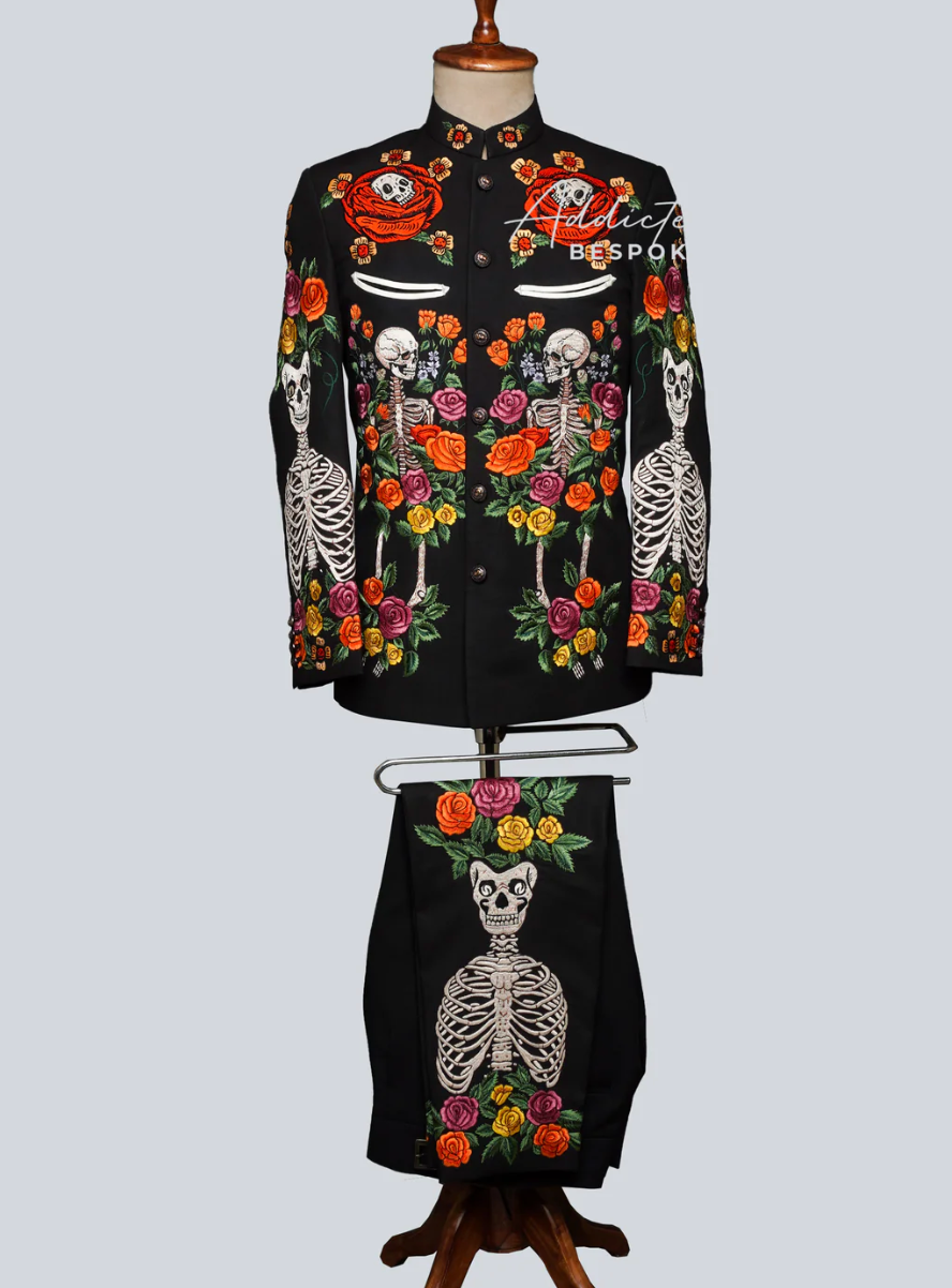 Custom Made Embroidered Suit for Olann Glas