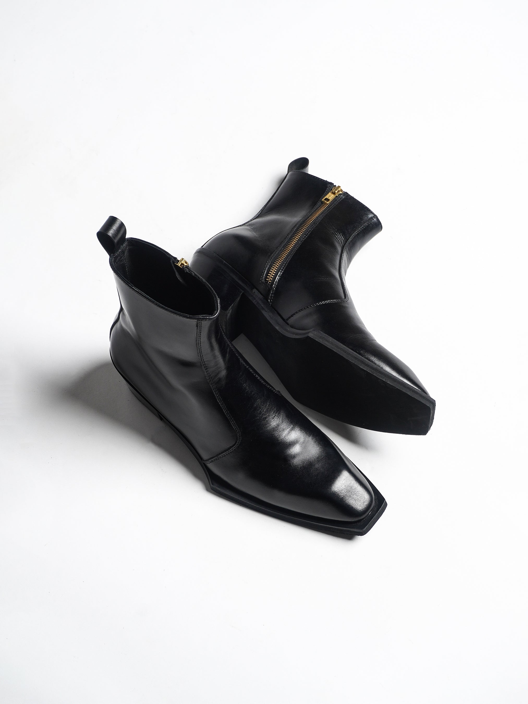Black Zip boots | Addicted Bespoken