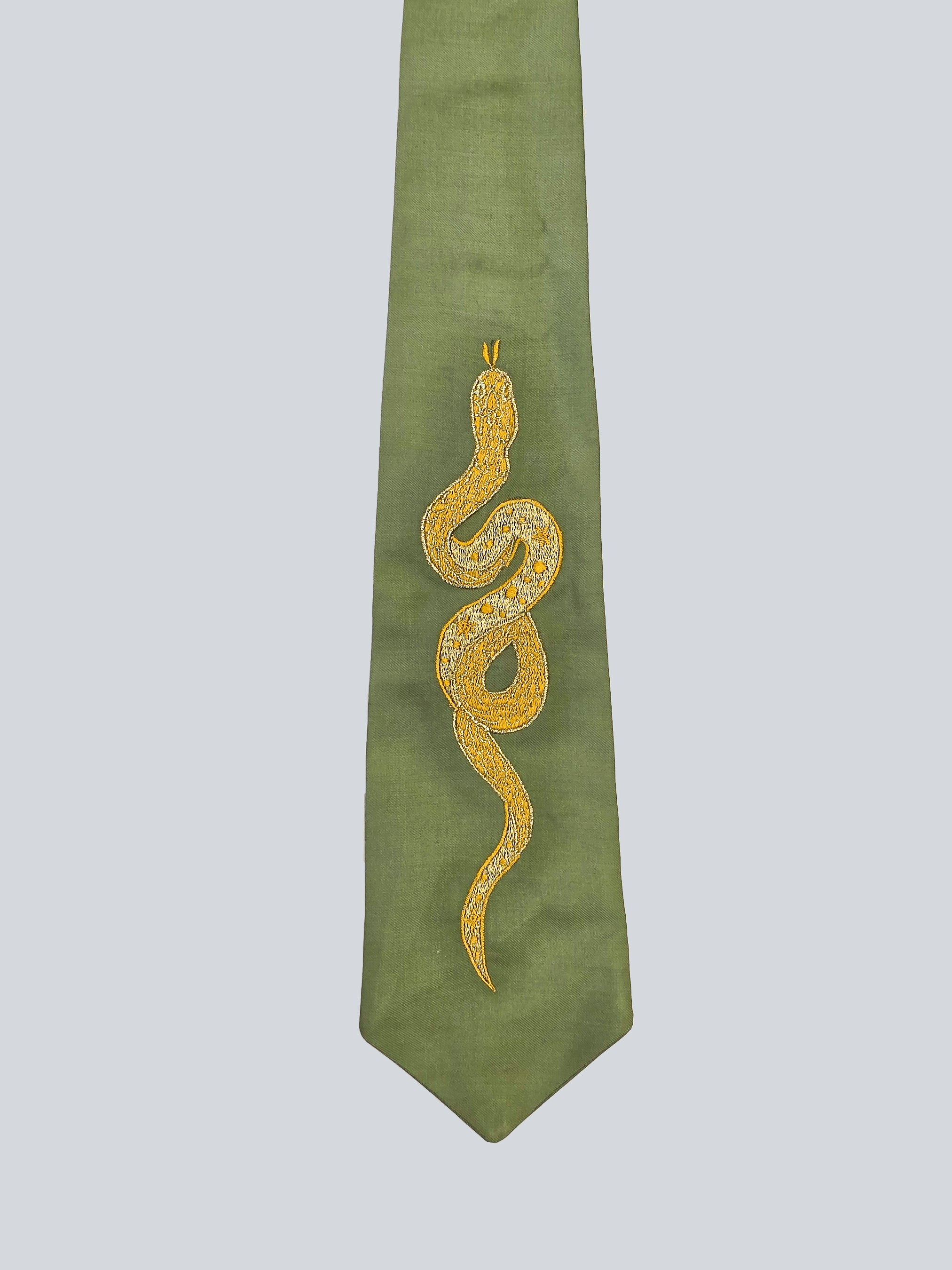 Embroidered Elegance Snake & Florals Tie Set